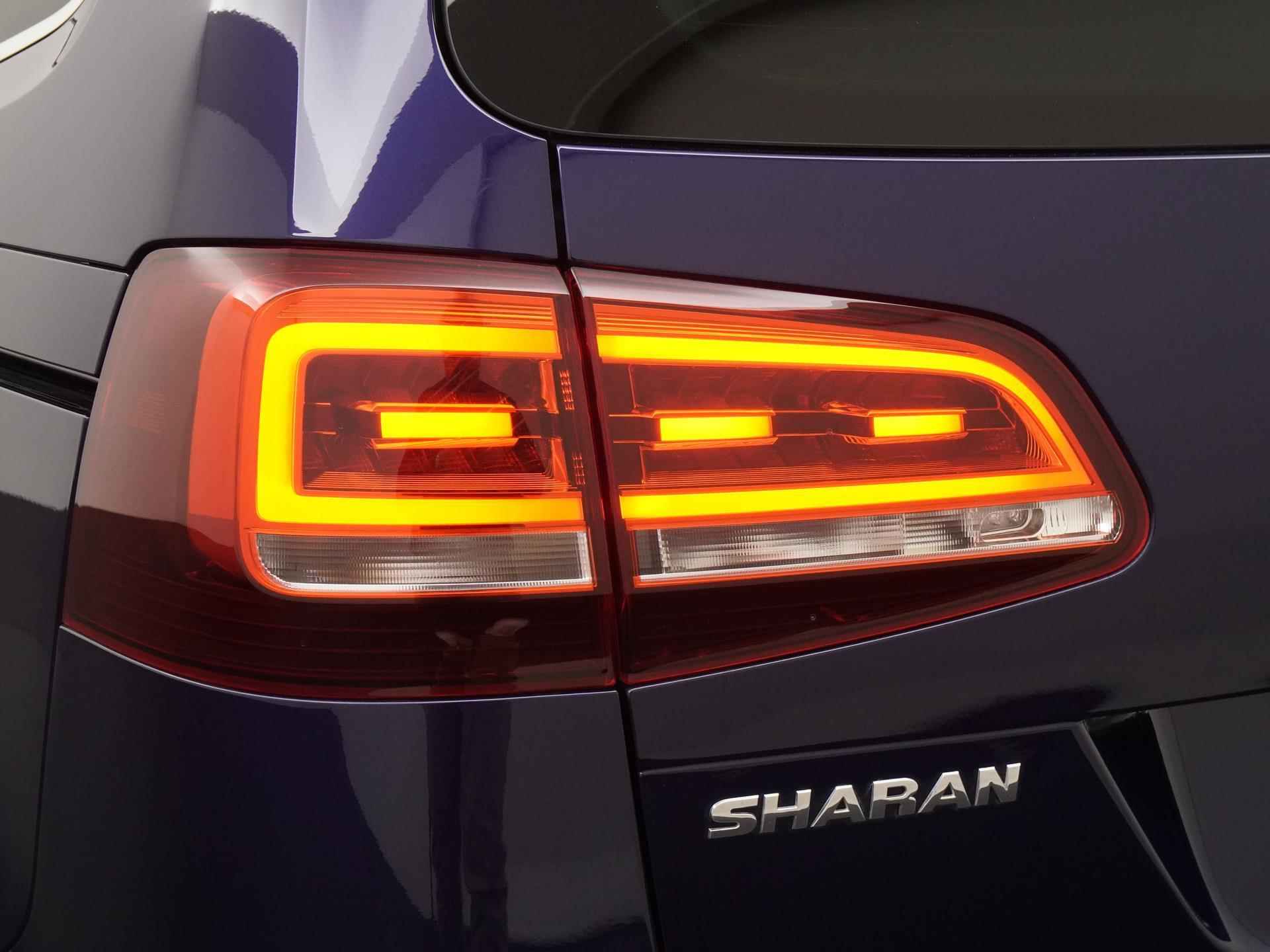 Volkswagen Sharan 1.4 TSI DSG United | 7 Persoons | Panoramadak | Elektr Deuren | Dynaudio | Zondag Open! - 20/39