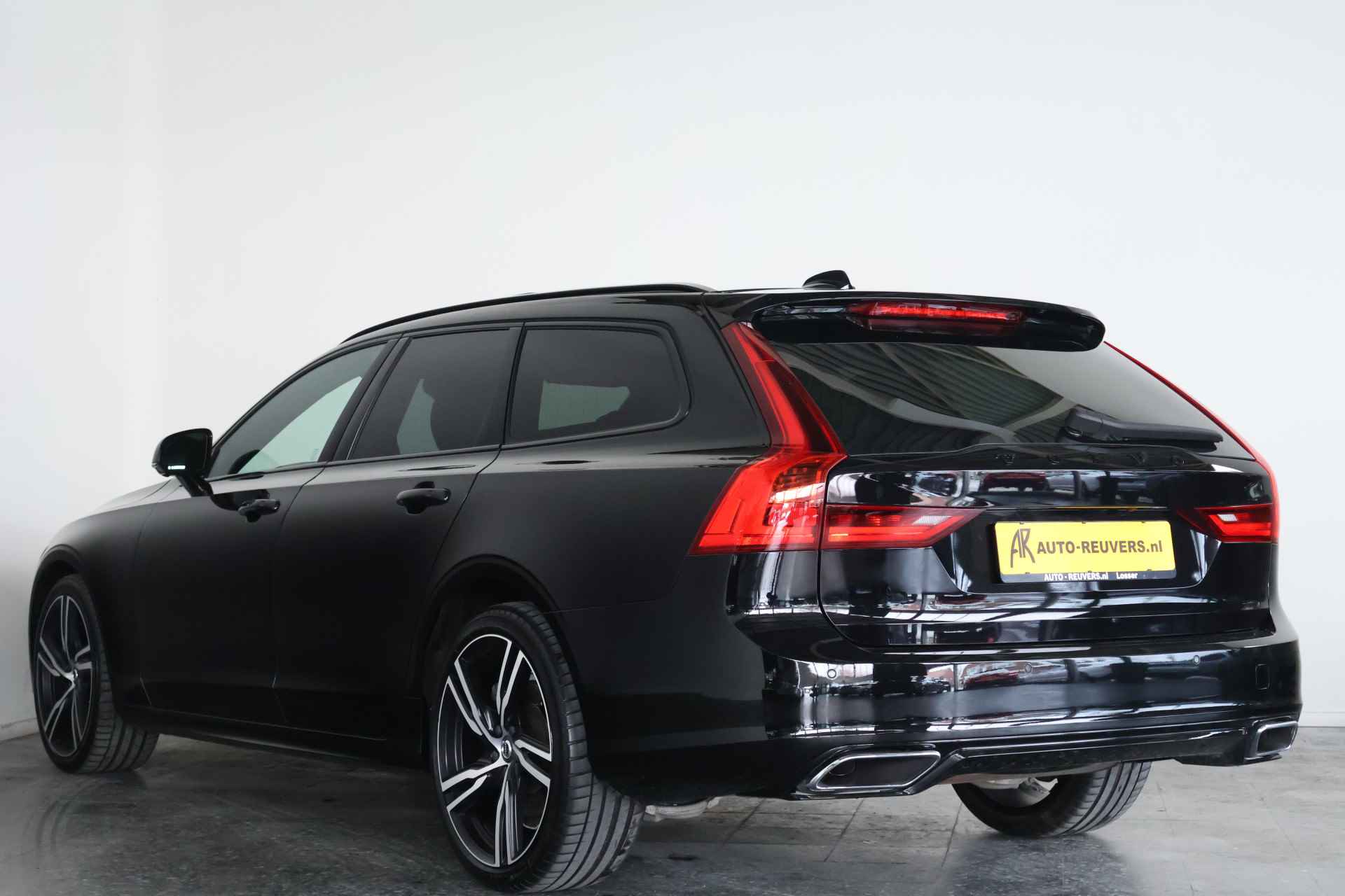 Volvo V90 2.0 D5 AWD R-Design Panorama / Opendak / HUD / Leder / B&W / Pilot Assist - 6/37