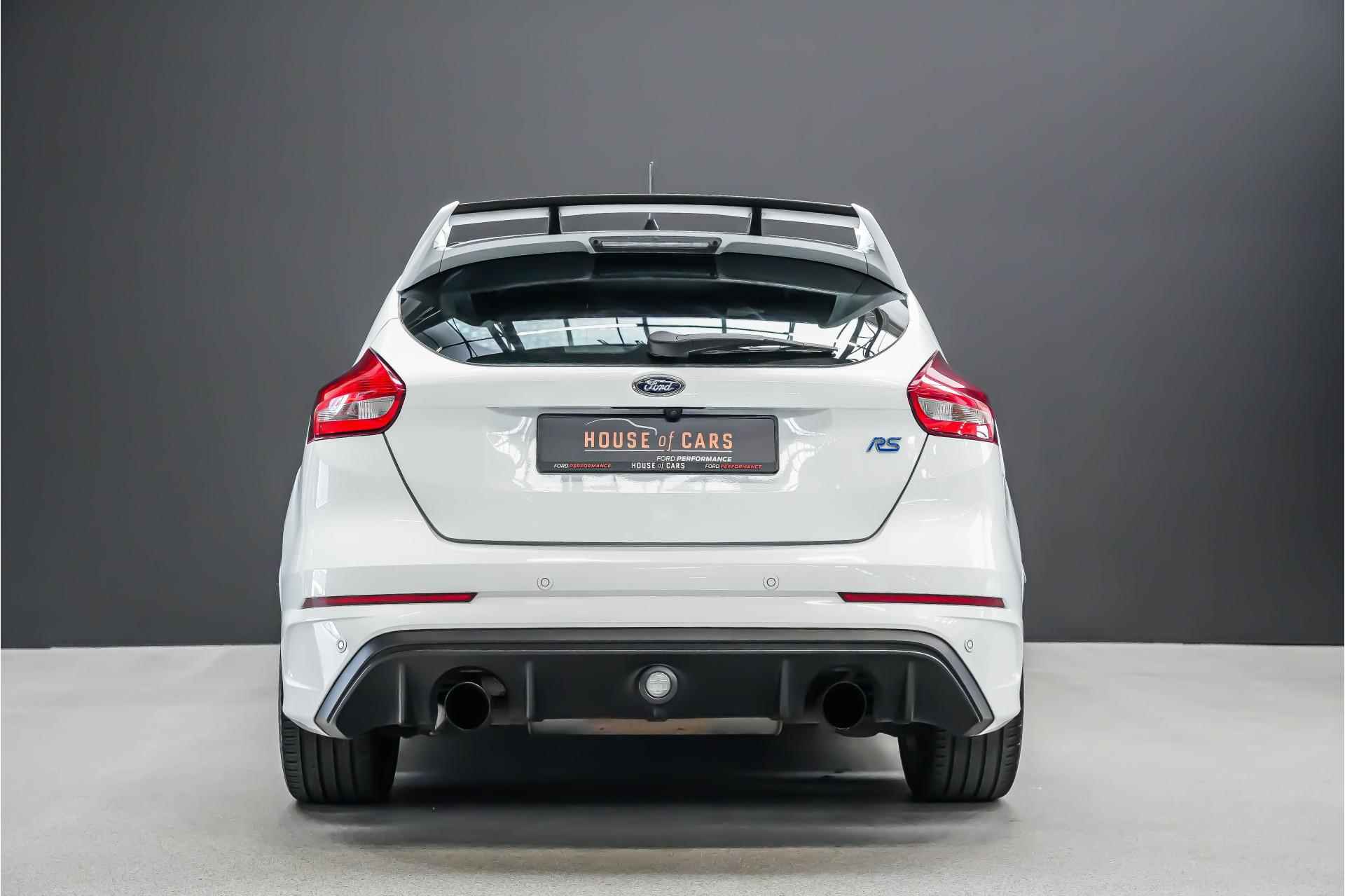 Ford Focus 2.3 350pk RS |BTW|schaalstoelen|Sony|bi-xenon|parkeer camera|bluetooth|cruise control|19"| - 30/36