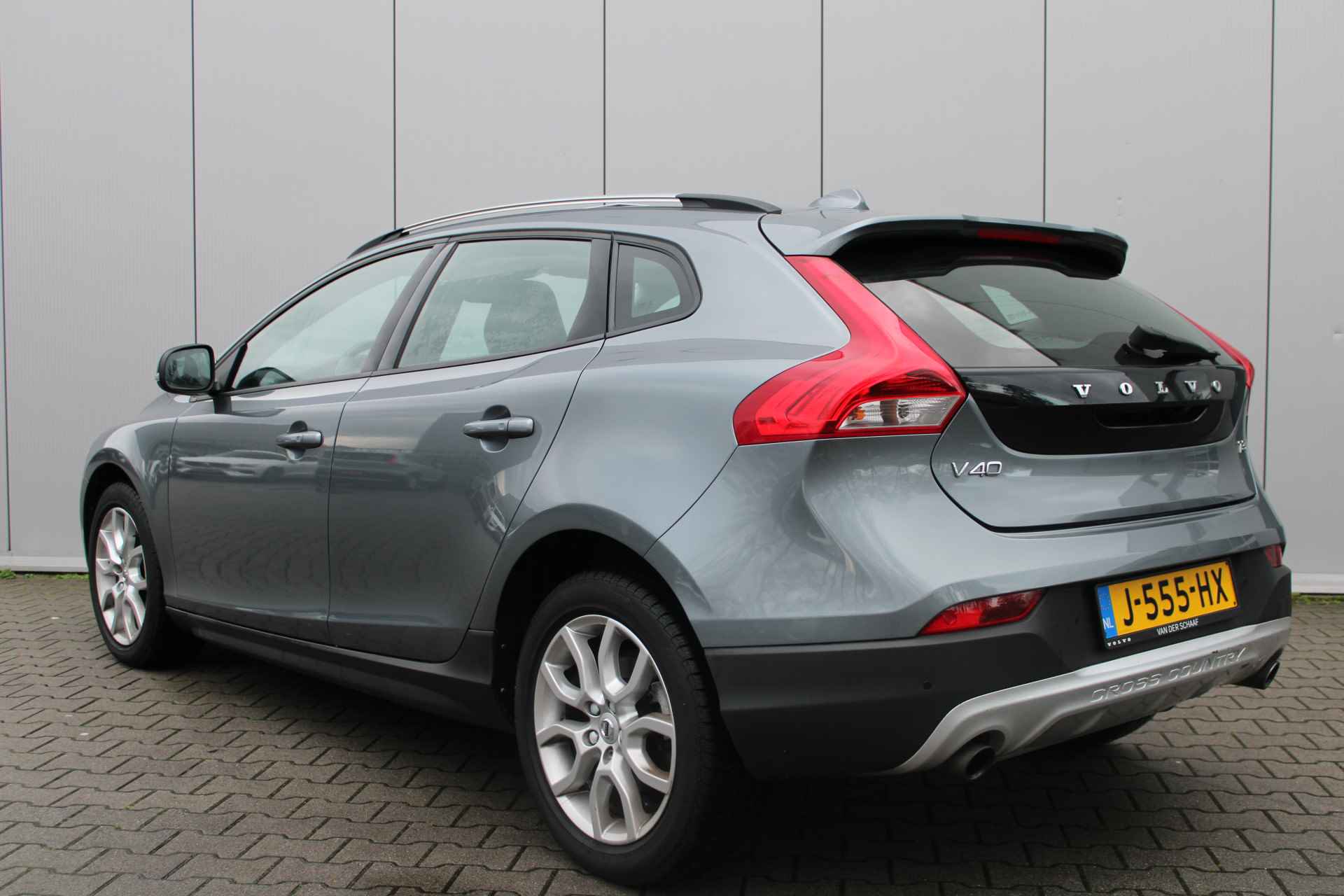 Volvo V40 Cross Country T3 Automaat Nordic+ | Adaptieve Cruise | Keyless | Standkachel - 3/28