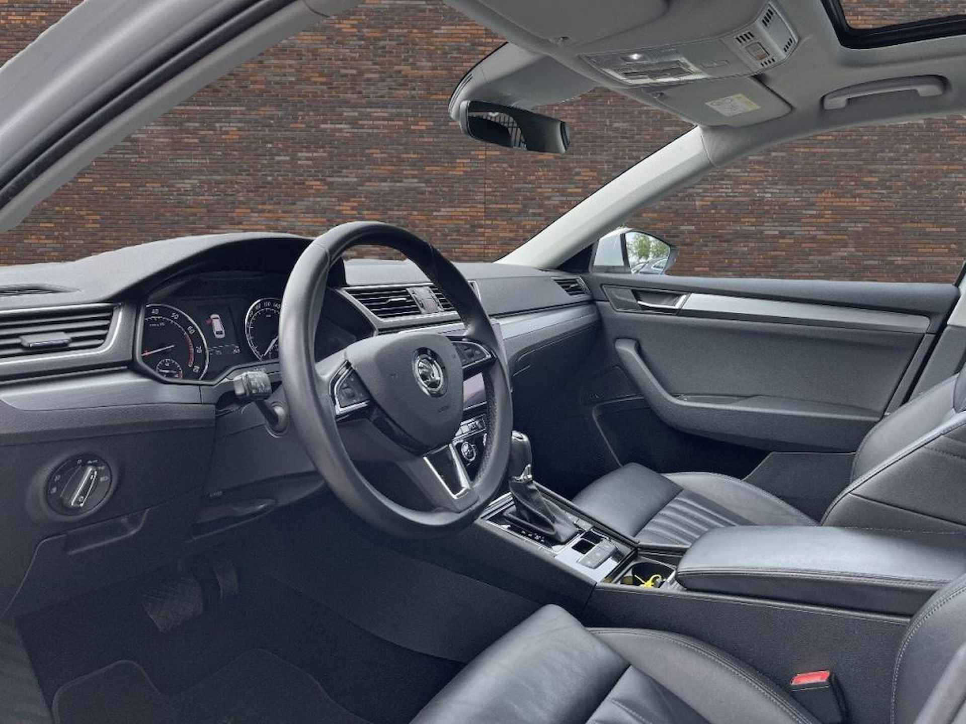 Škoda Superb Combi 1.5 TSI ECC LMV NAVIGATIE CRUISE PDC - 5/46