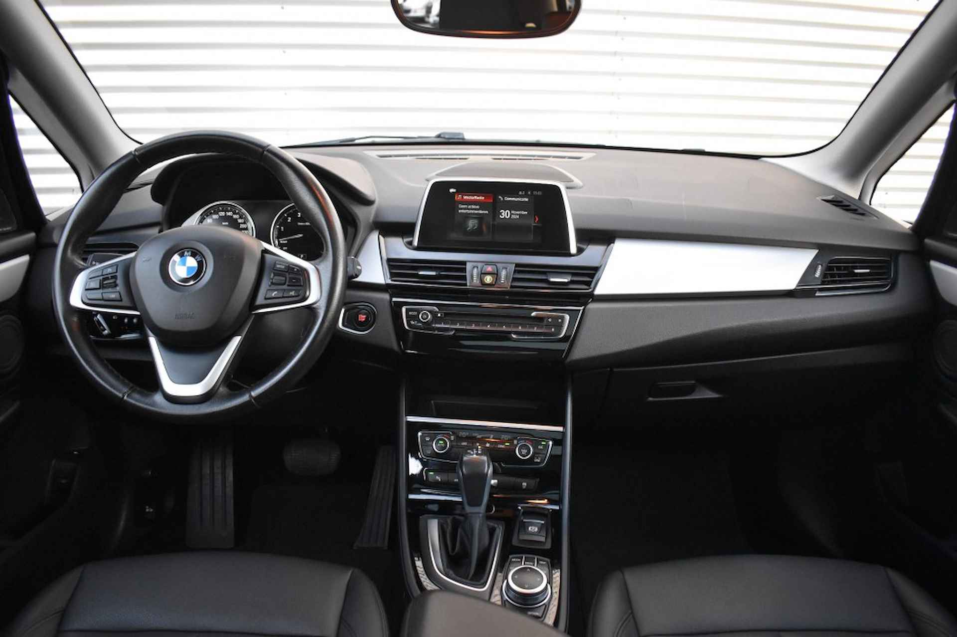 BMW 2-serie Active Tourer 225XE PHEV IPERFORMANCE / LEDER / P. DAK / HARMAN KARDON - 25/48