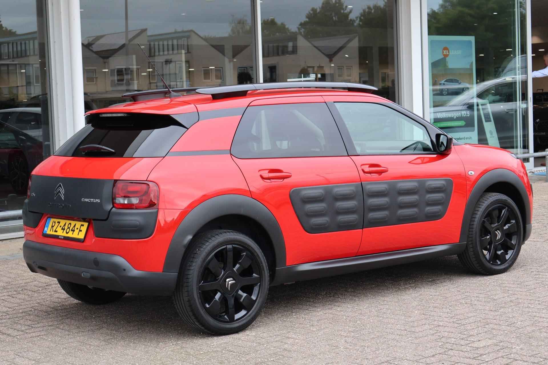 Citroen C4 Cactus 1.2 82pk Shine | Camera | Navigatie | Cruise Control | Climate Control - 2/26