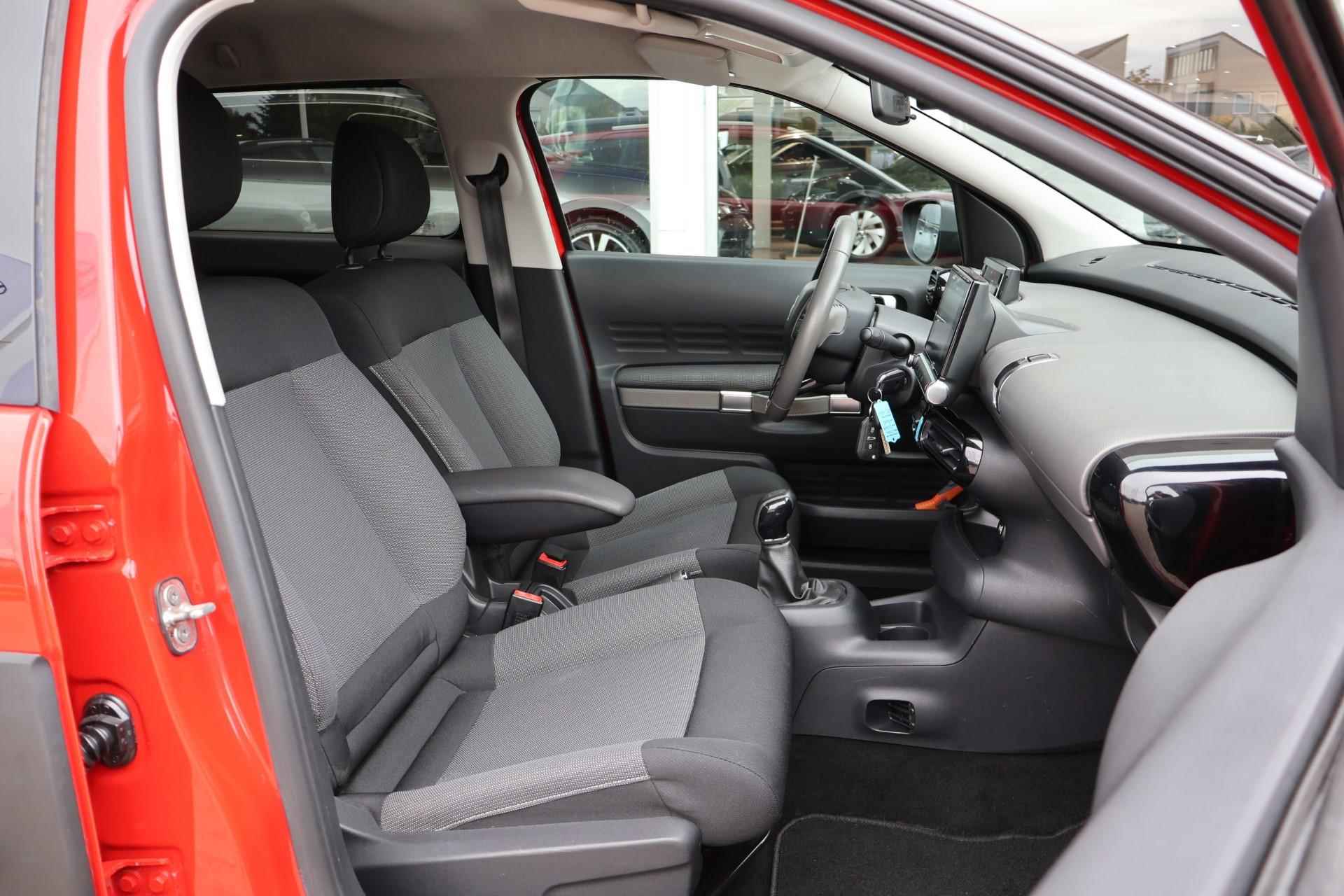 Citroen C4 Cactus 1.2 82pk Shine | Camera | Navigatie | Cruise Control | Climate Control - 4/26