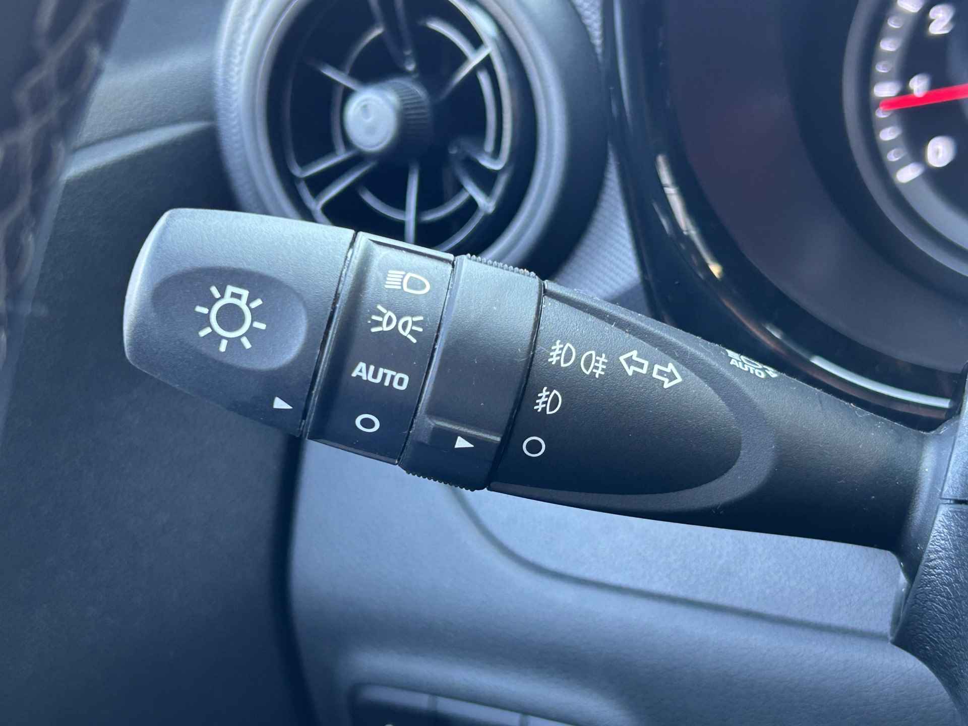 Hyundai i10 1.0 Comfort | Cruise Control | Airco | Apple Carplay - 18/34