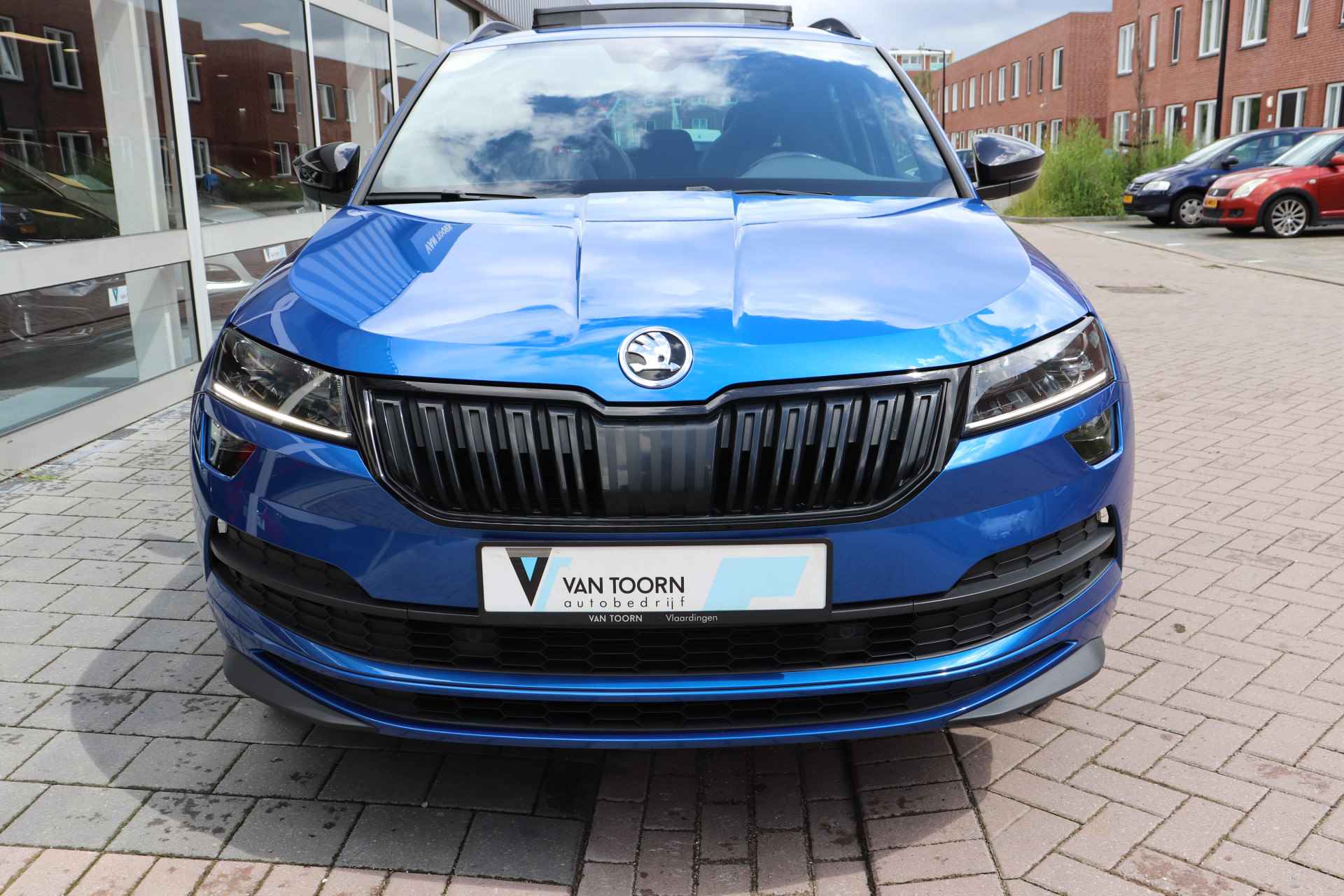 Škoda Karoq 1.5 TSI ACT Sportline Business Wegklapbare trekhaak, panoramadak - 5/45