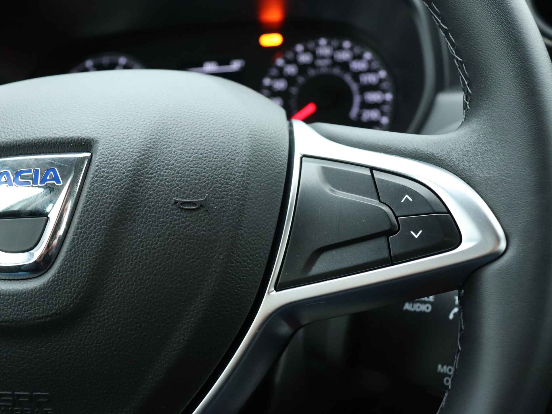 Dacia Duster 1.0 TCe Comfort | Cruise Control | Apple Carplay Android Auto | Dakrail | LM velgen | - 20/38