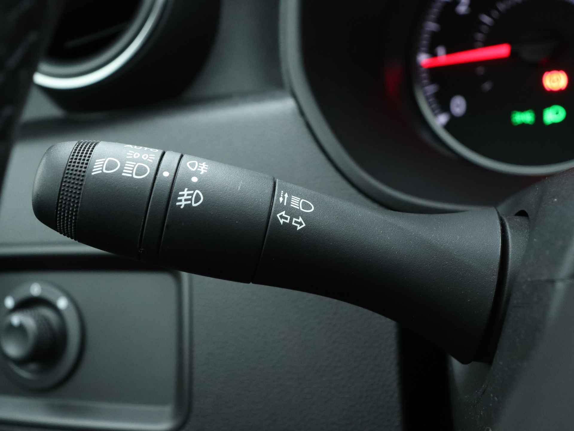 Dacia Duster 1.0 TCe Comfort | Cruise Control | Apple Carplay Android Auto | Dakrail | LM velgen | - 21/38