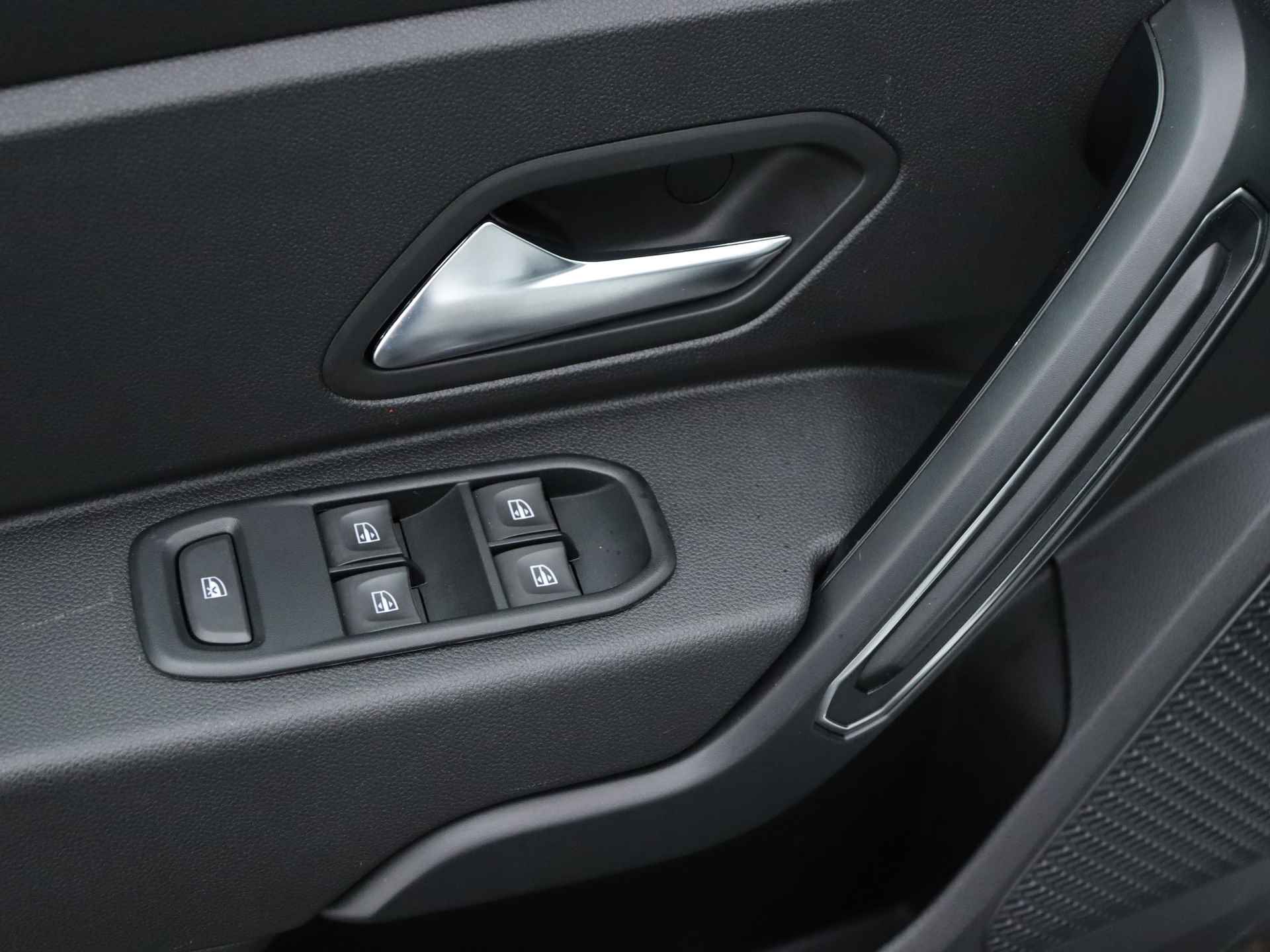 Dacia Duster 1.0 TCe Comfort | Cruise Control | Apple Carplay Android Auto | Dakrail | LM velgen | - 30/38