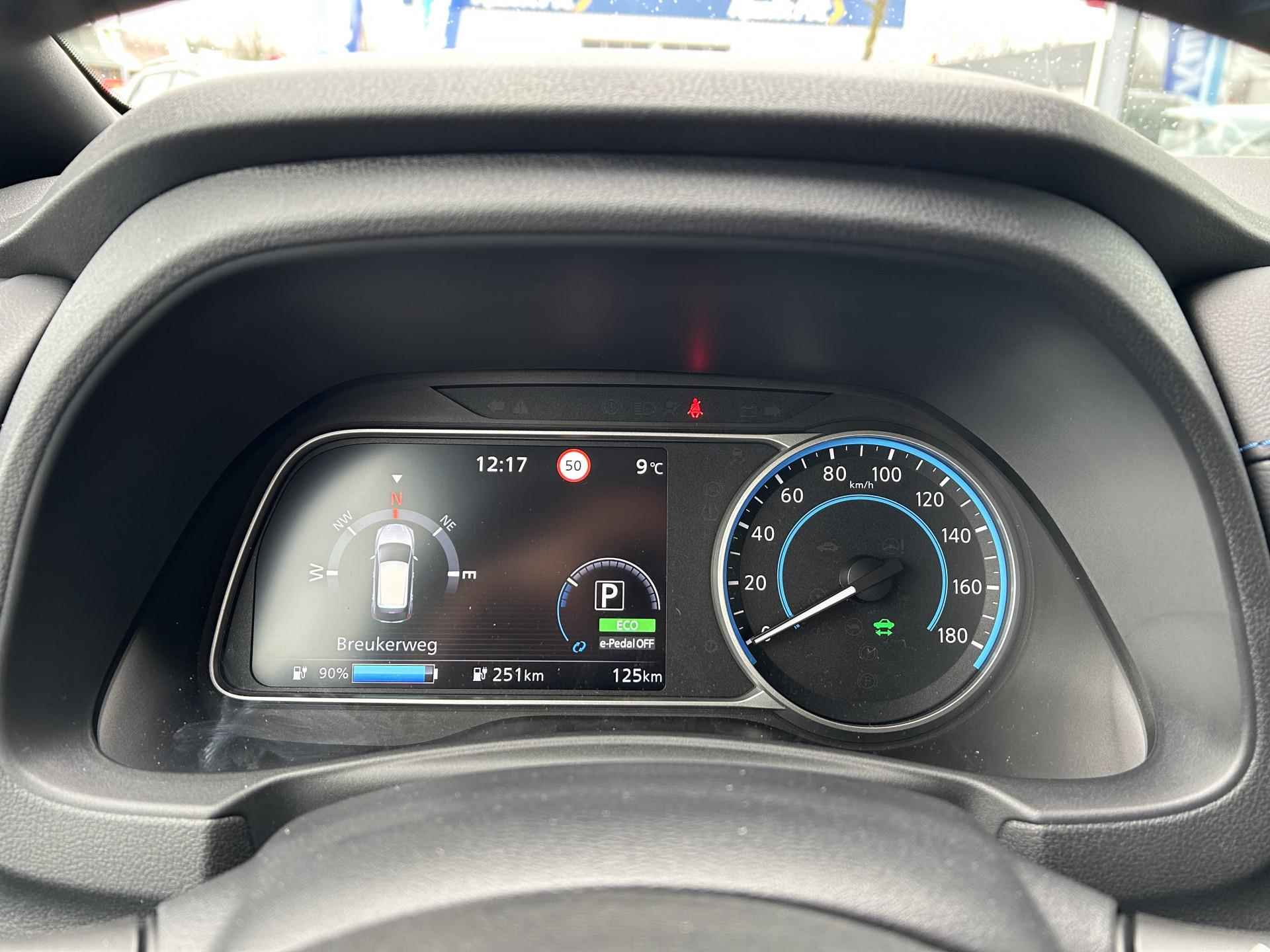 Nissan Leaf N-Connecta 39 kWh - 16/24