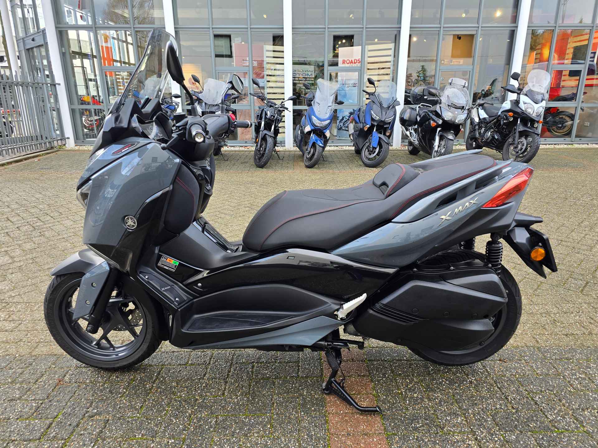 Yamaha XMAX 300 TECHMAX - 3/22