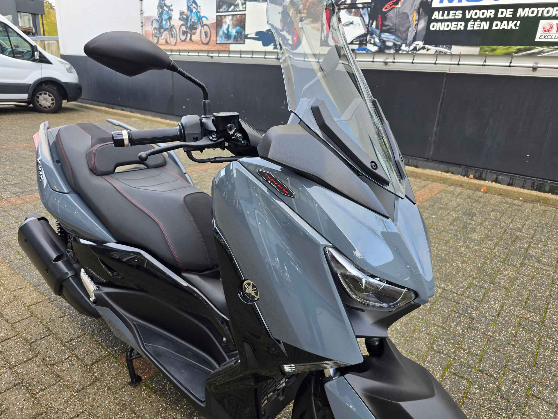 Yamaha XMAX 300 TECHMAX - 8/22