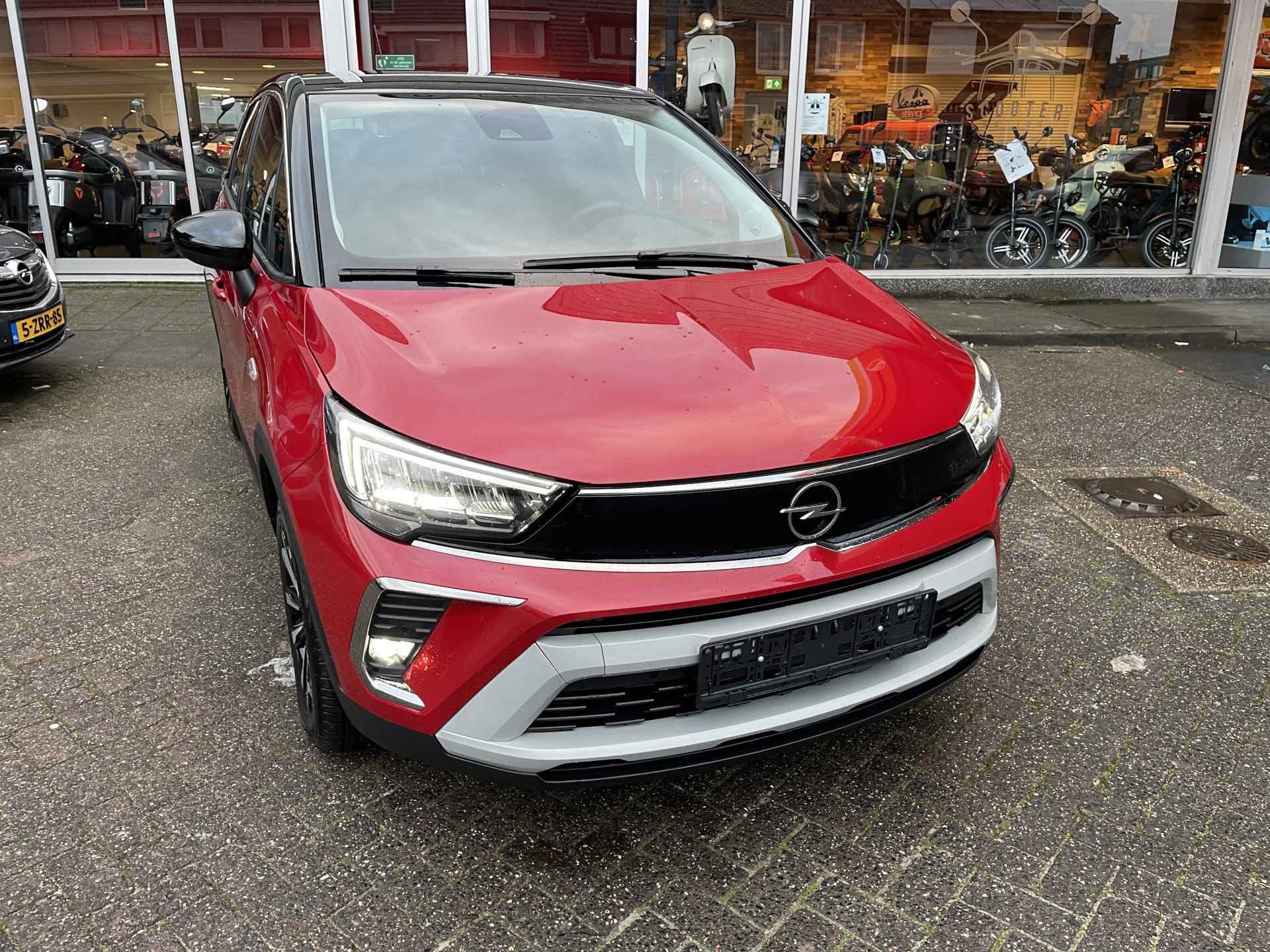 Opel Crossland 1.2 Turbo Elegance Automaat Stoel stuur en voorruitverwarming. - 10/44