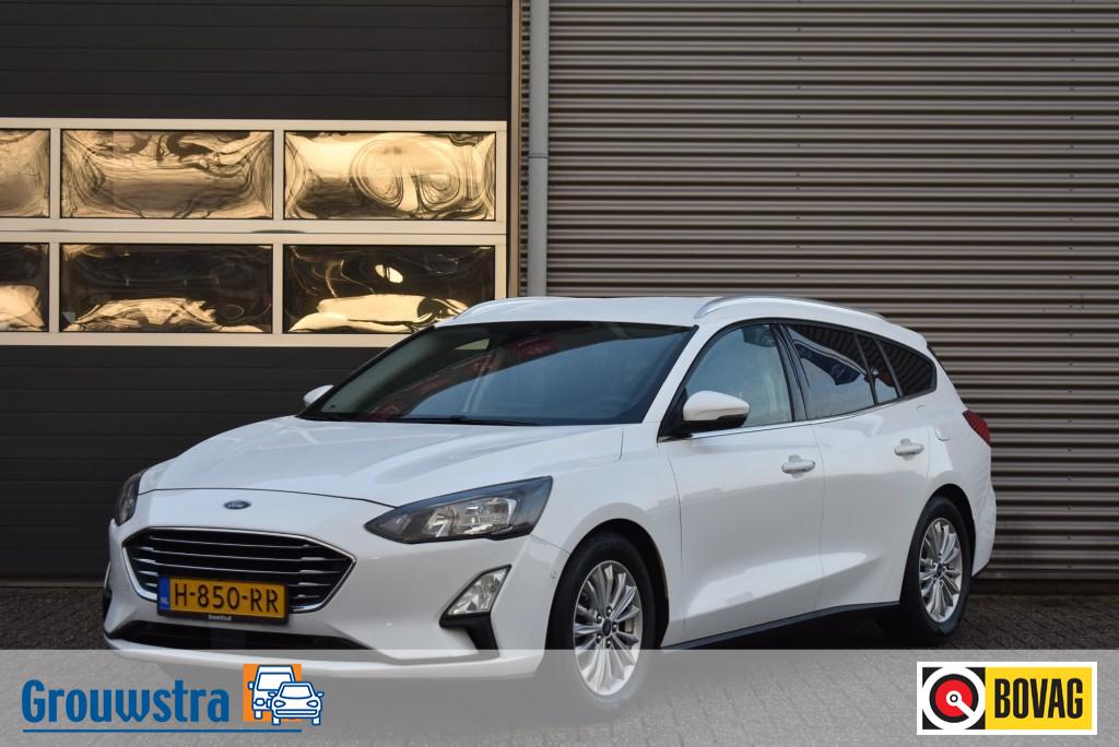 FORD Focus AUTOMAAT / STOELVERWARMING / CARPLAY