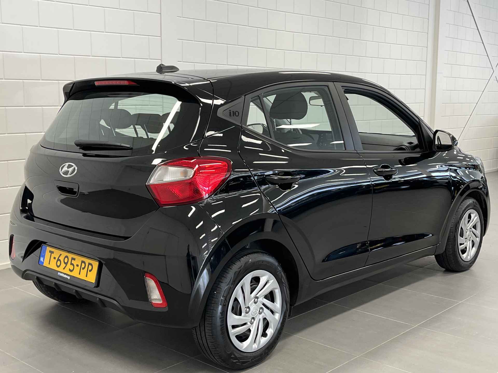 Hyundai i10 1.0 Comfort 5-zits APPLE / ANDROID NAVIGATIE | AIRCO | ZUINIGE AUTO! - 5/36