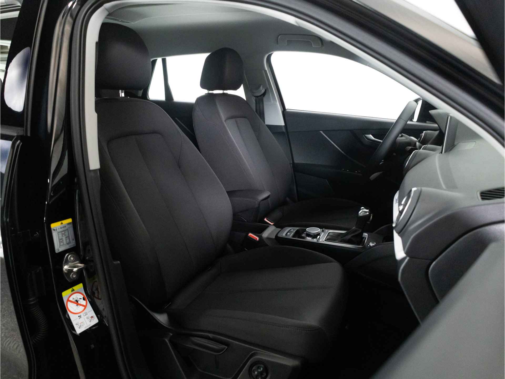 Audi Q2 AUTOMAAT 35 TFSI 150 PK Advanced edition | LED | Achteruitrijcamera | Stoelverwarming | Navigatie Via Smartphone | - 6/39