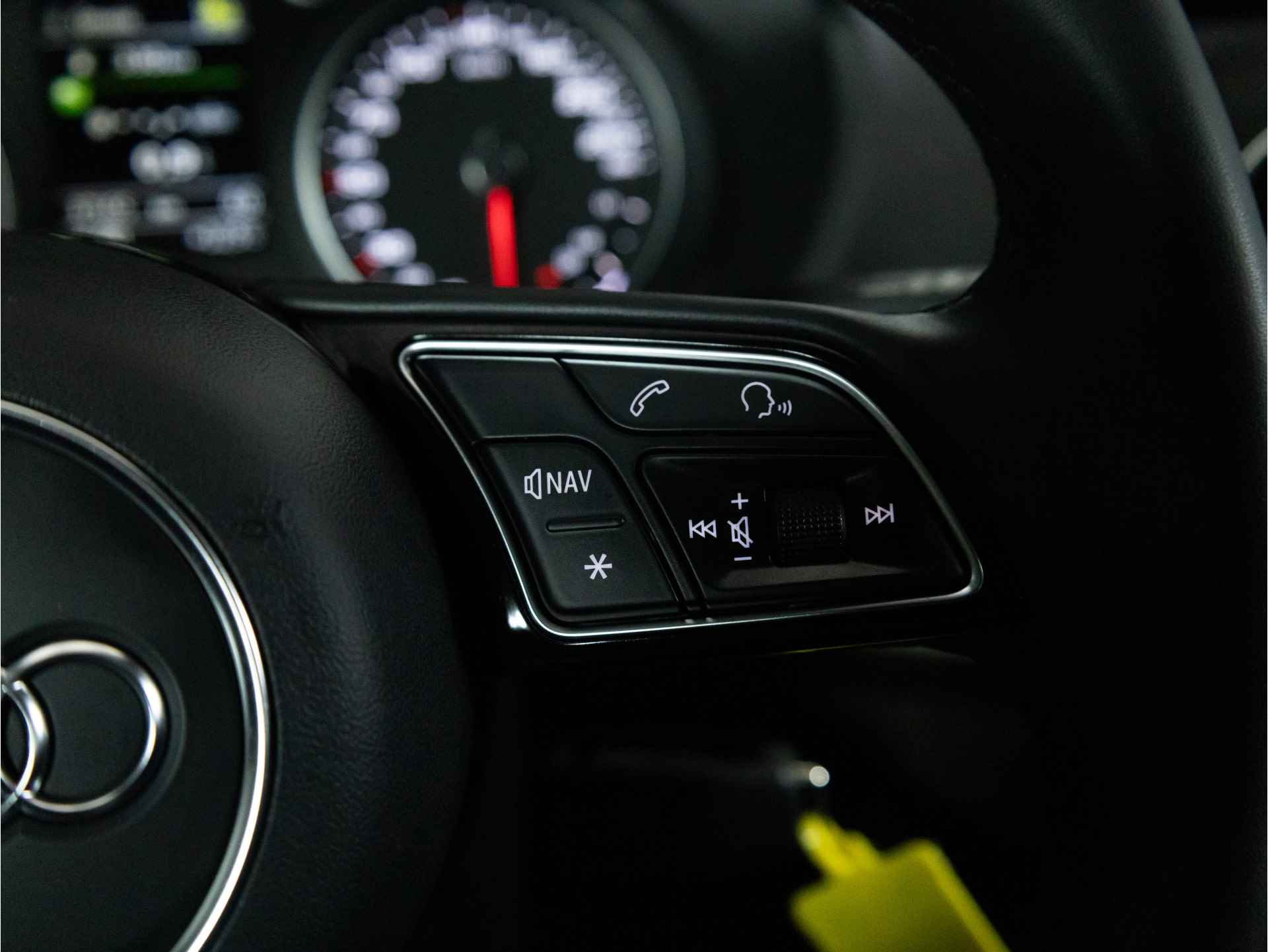 Audi Q2 AUTOMAAT 35 TFSI 150 PK Advanced edition | LED | Achteruitrijcamera | Stoelverwarming | Navigatie Via Smartphone | - 24/39