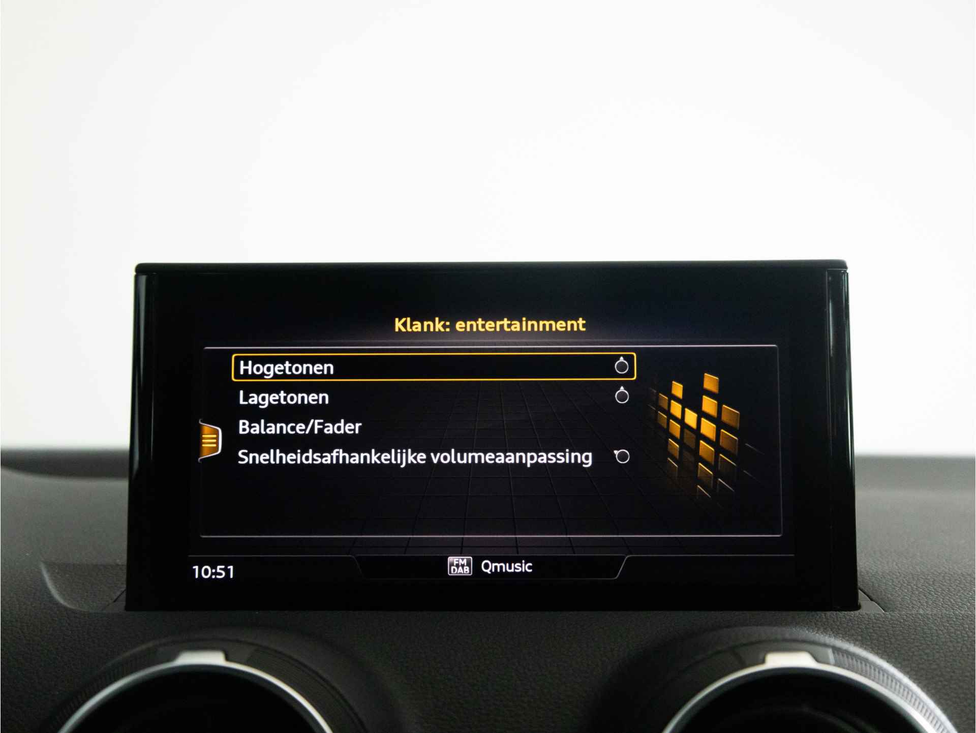 Audi Q2 AUTOMAAT 35 TFSI 150 PK Advanced edition | LED | Achteruitrijcamera | Stoelverwarming | Navigatie Via Smartphone | - 33/39