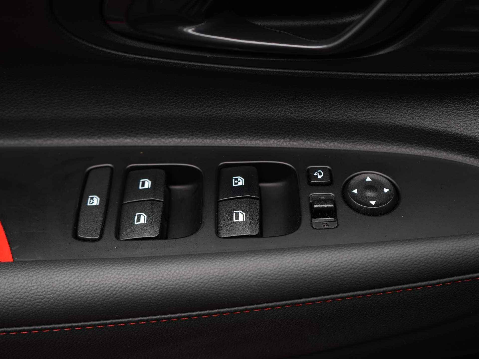 Hyundai i20 1.0 T-GDI N Line | Parkeercamera | Stoelverwarming | BOSE Audio | Navigatie | - 34/41