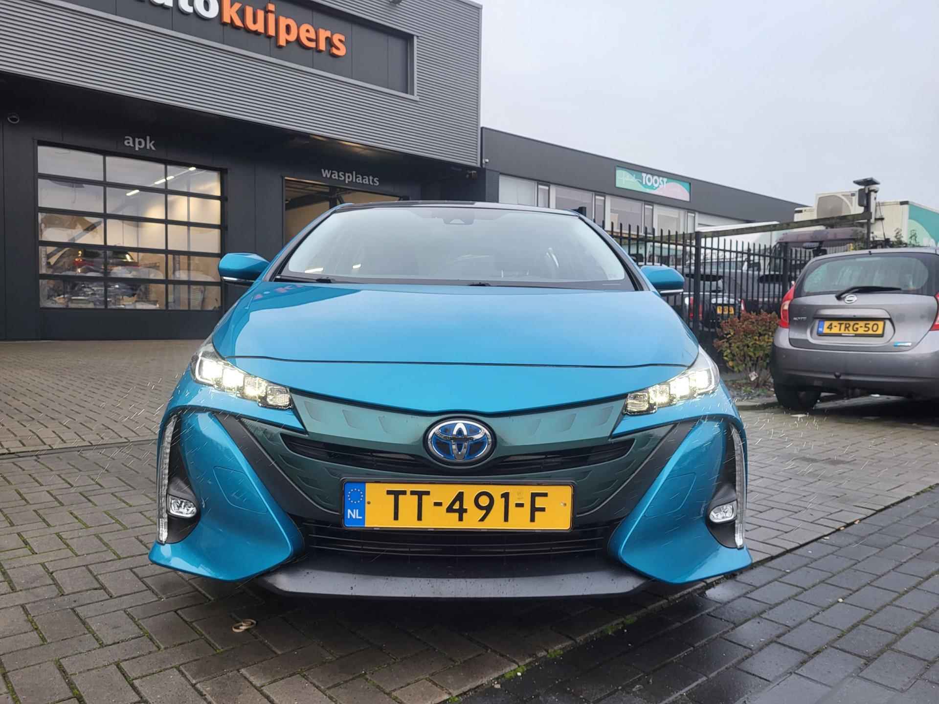 Toyota Prius 1.8 Plug-in Business Plus - 10/34