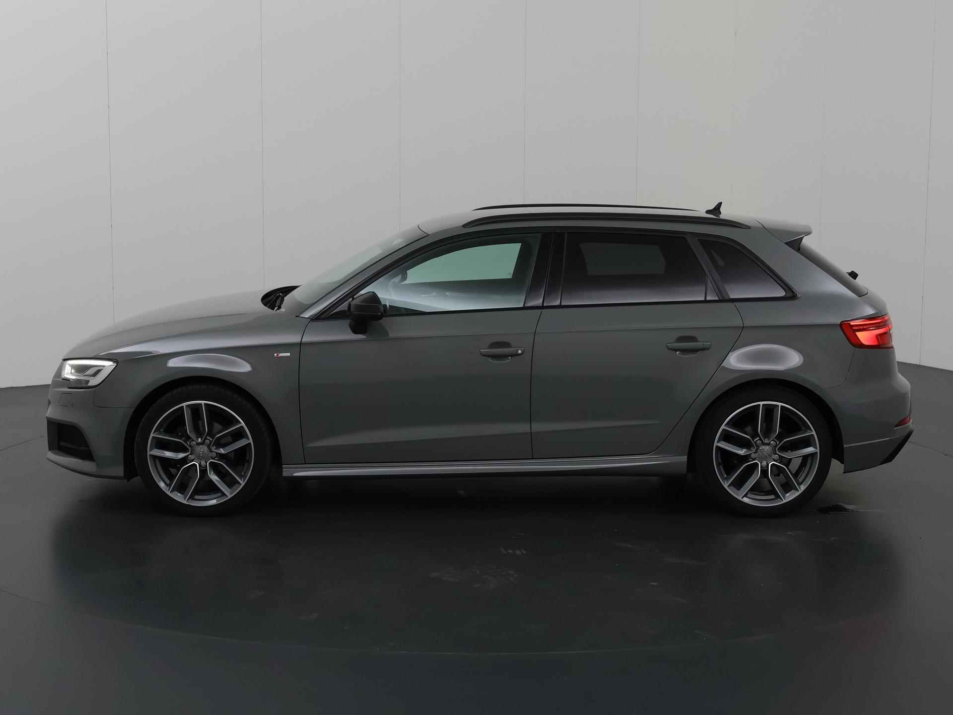 Audi A3 Sportback 35 TFSI CoD Advance Sport | Digitaal Dashboard | Wegklapbare trekhaak | Adaptieve Cruise Control | Navigatie | LED | Privacy Glass | Climate Control | - 6/50