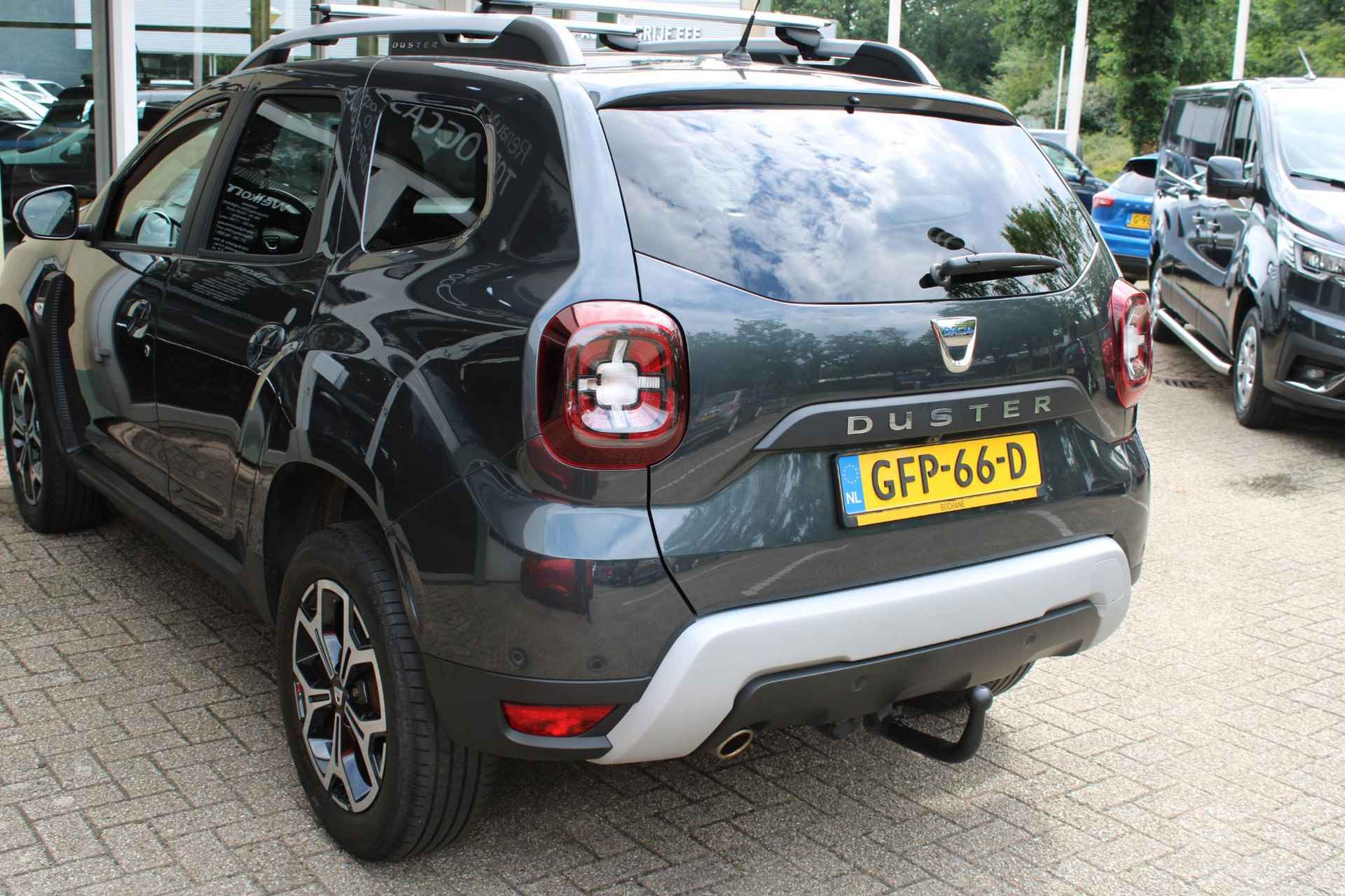 Dacia Duster 1.3 TCe 130 Prestige | CAMERA | DODE HOEK DETECTIE | CRUISE CONTROL | NAVI | TREKHAAK AFNEEMBAAR - 18/39