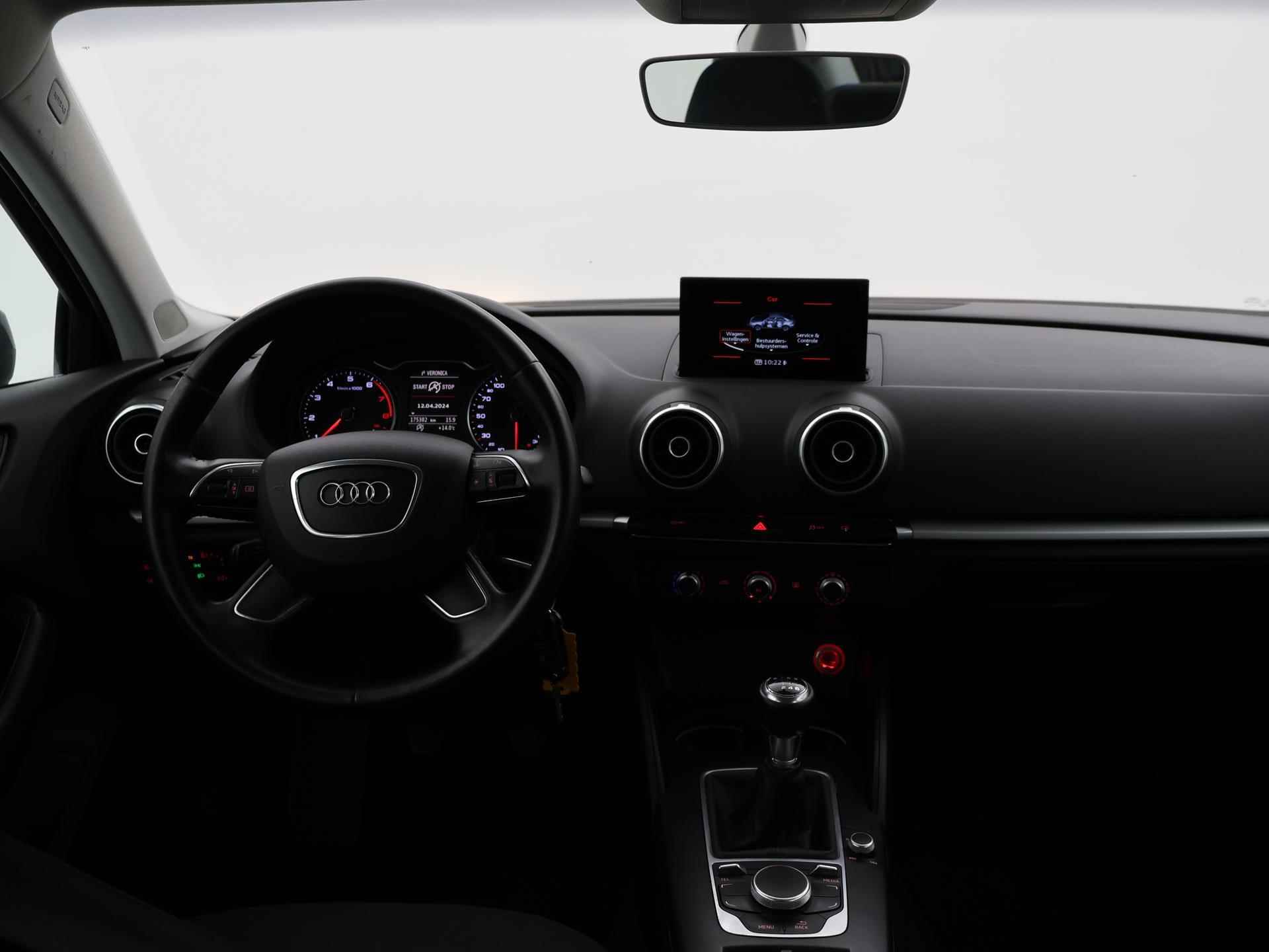 Audi A3 LIMOUSINE SEDAN 1.4 TFSI COD 150 PK *BTW* + NAVIGATIE / AIRCO / CRUISE CONTROL - 4/33