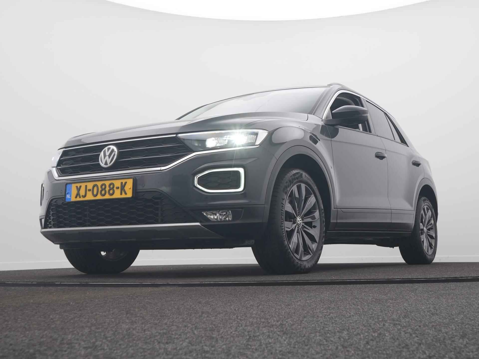 Volkswagen T-Roc 1.5 TSI Style / Camera / LED / Digitale cockpit / Climate - 9/44