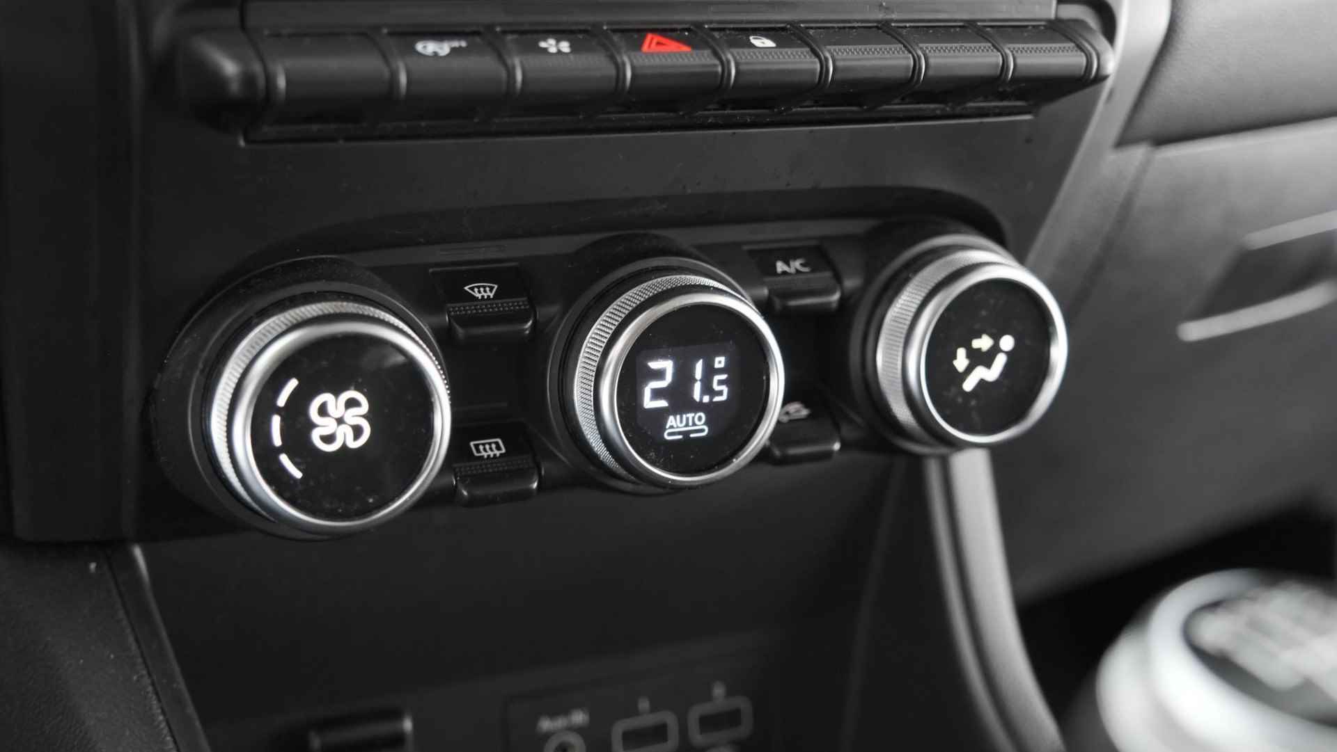Renault Captur TCe 90 Intens | Camera | Navigatie | Parkeersensoren | Apple Carplay - 38/68
