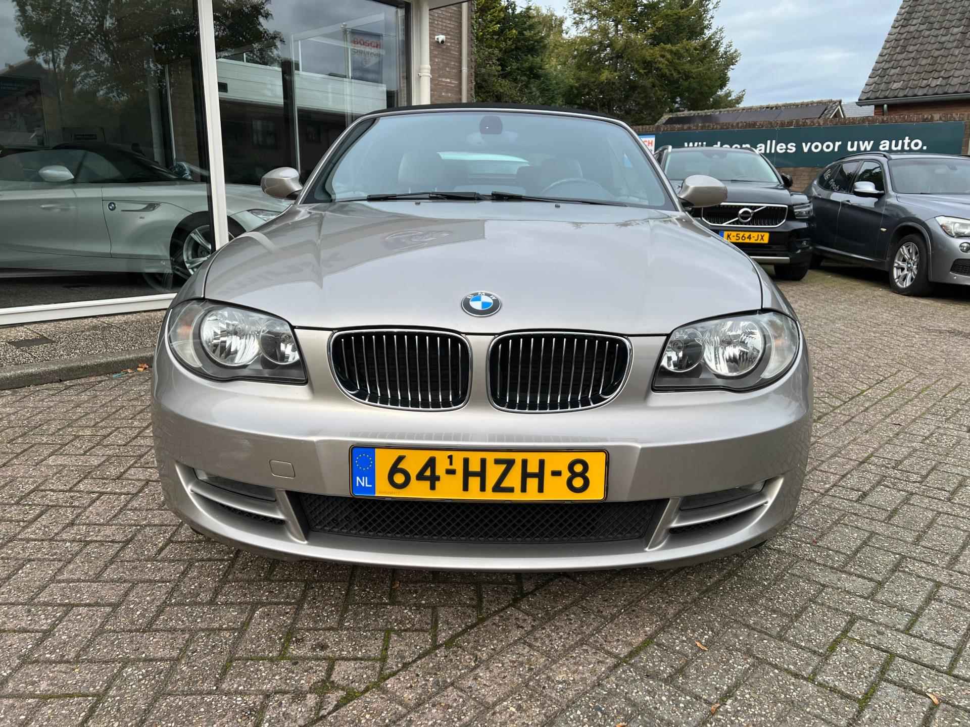 BMW 1-serie Cabrio 118i High Executive - 3/28