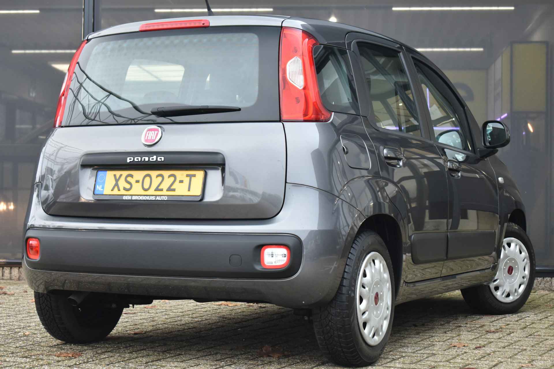 Fiat Panda 0.9 TwinAir Lounge | 1e Eigenaar | Airco | Dealeronderhouden | Winter/Zomerset aanwezig | !! - 3/37