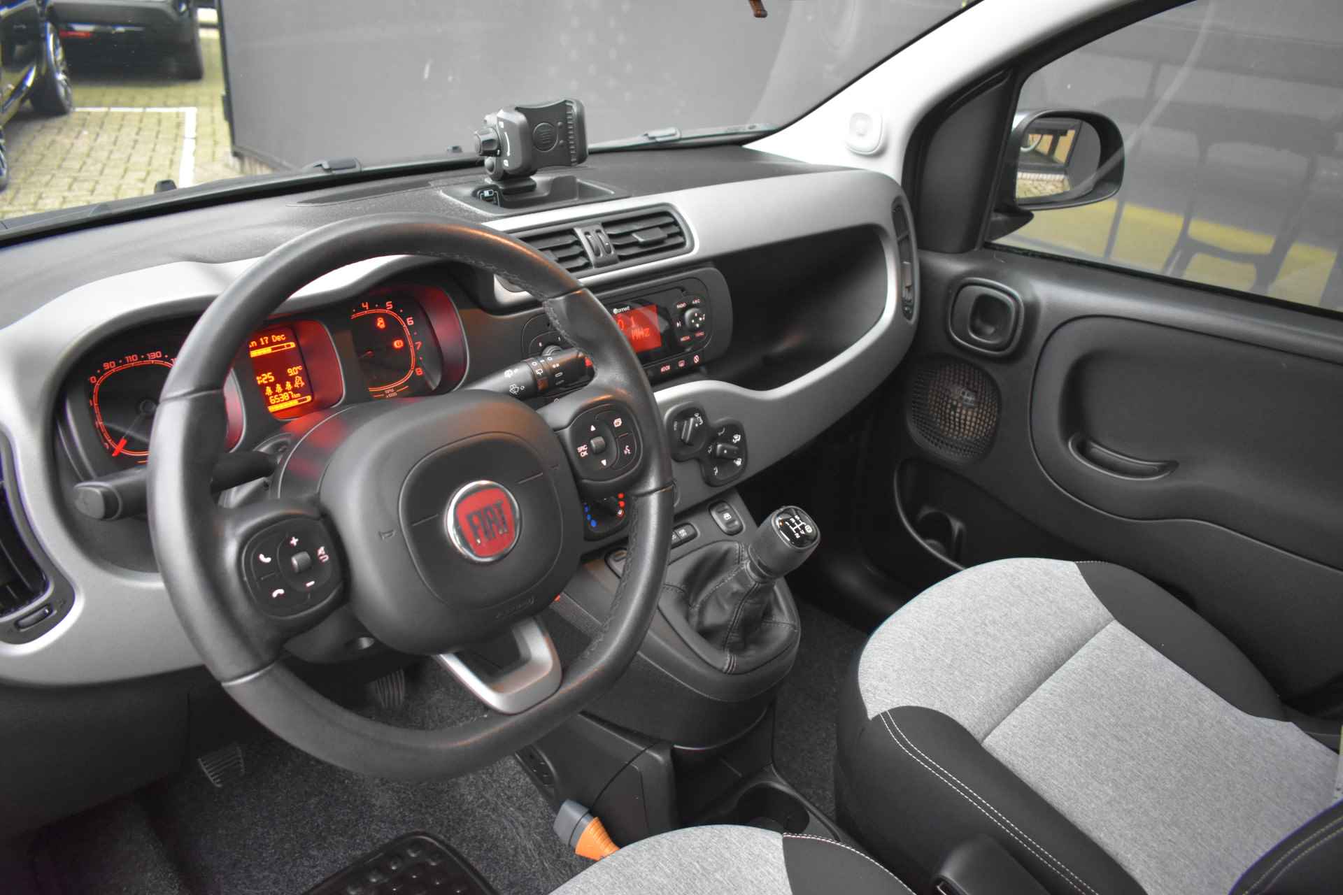 Fiat Panda 0.9 TwinAir Lounge | 1e Eigenaar | Airco | Dealeronderhouden | Winter/Zomerset aanwezig | !! - 7/37