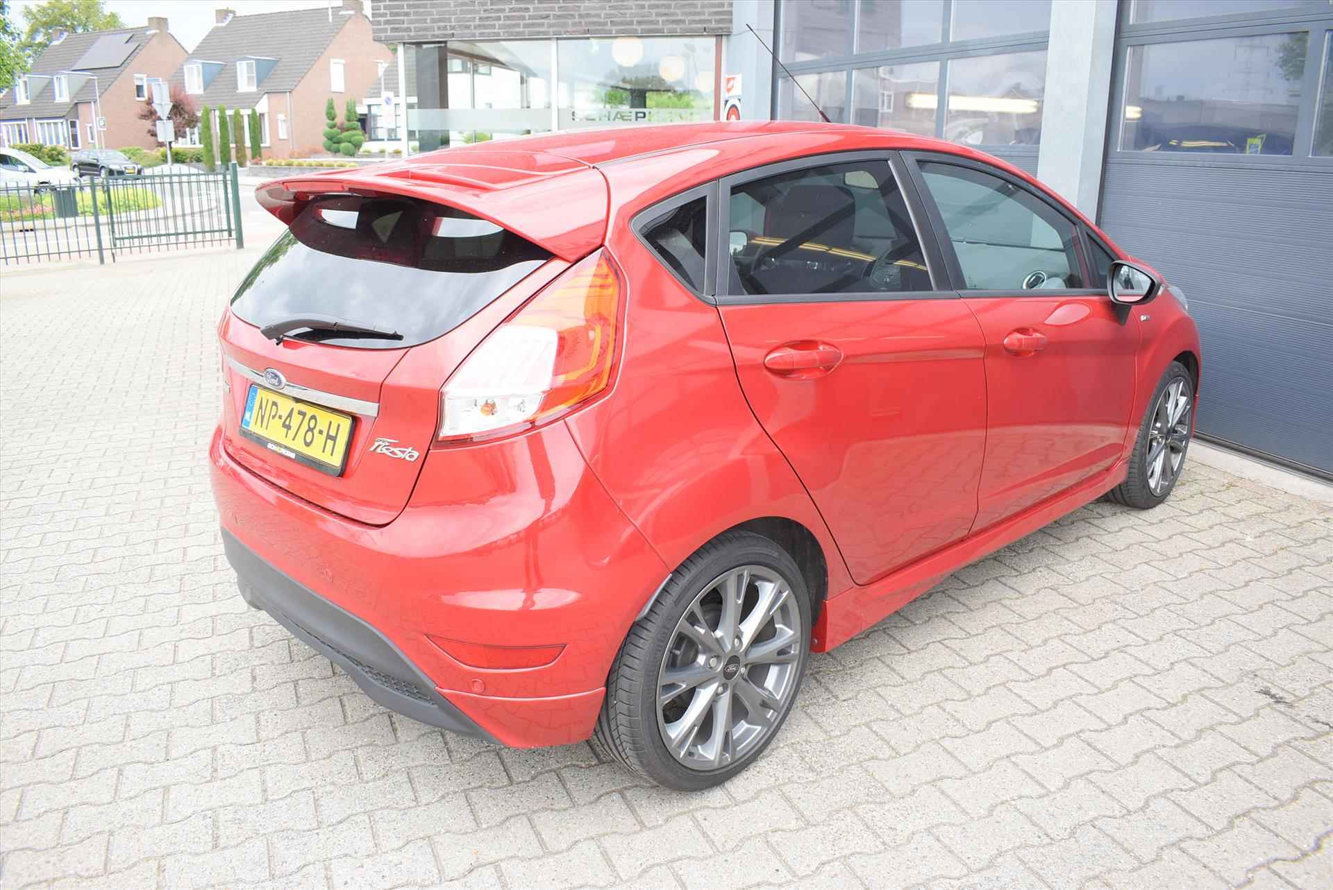 FORD Fiesta 1.0 EcoBoost 100pk ST Line - 15/32