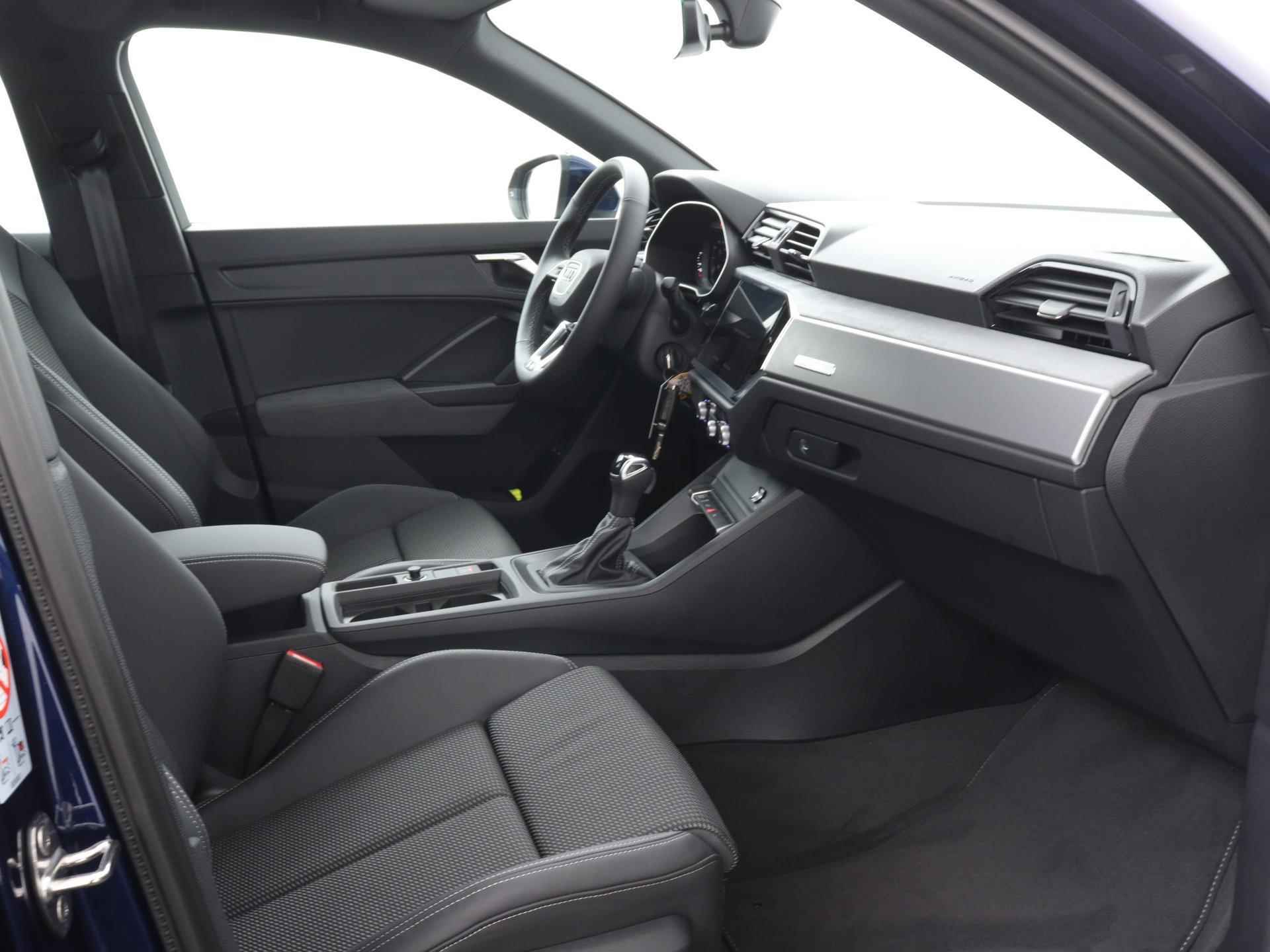 Audi Q3 Sportback 45 TFSI e S Edition 245 PK | Plug-in Hybrid | S-line exterieur | S-line interieur | Navigatie | Climate Control | Stoelverwarming | Adaptive cruise control | - 10/33