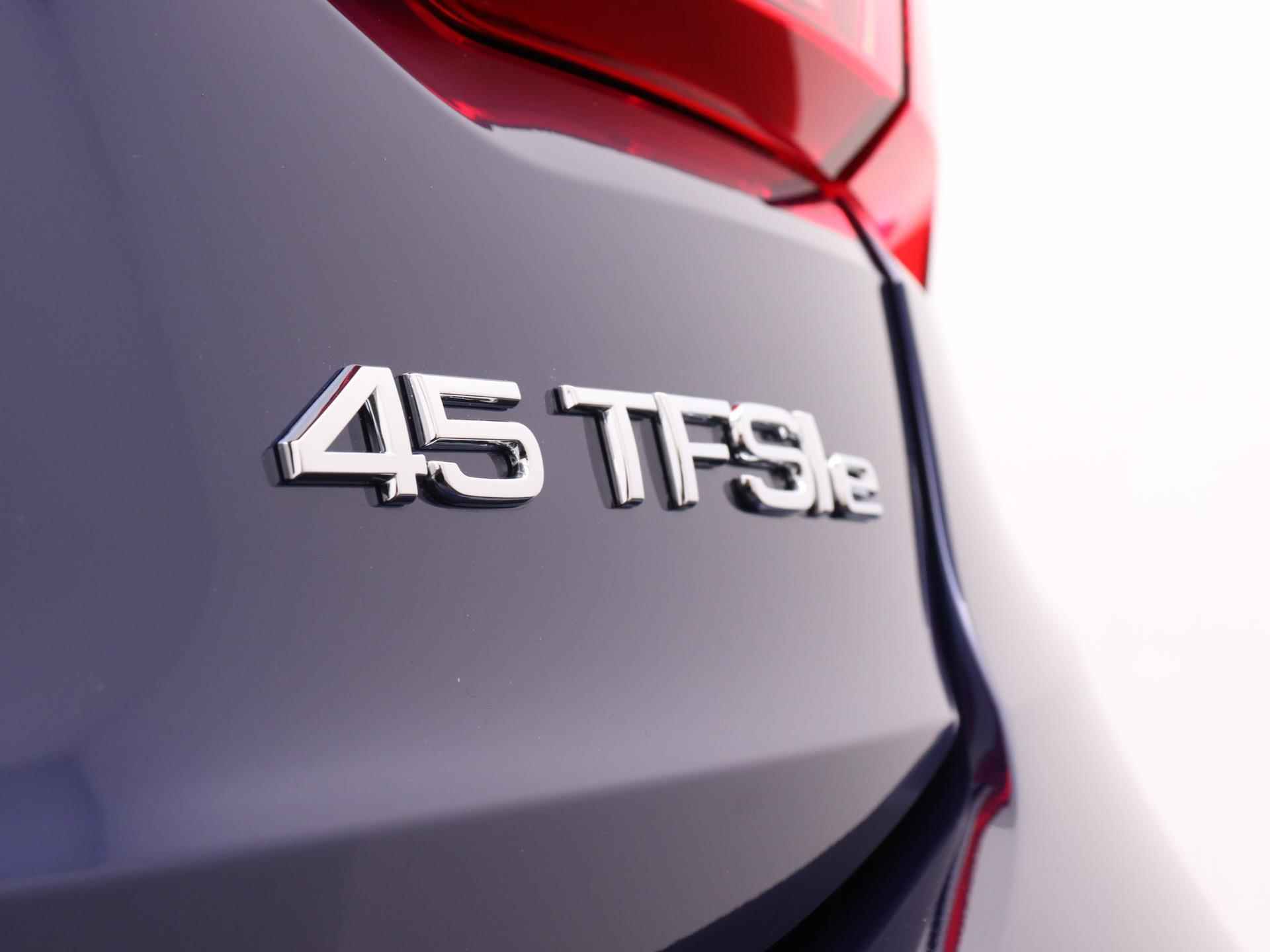 Audi Q3 Sportback 45 TFSI e S Edition 245 PK | Plug-in Hybrid | S-line exterieur | S-line interieur | Navigatie | Climate Control | Stoelverwarming | Adaptive cruise control | - 28/33