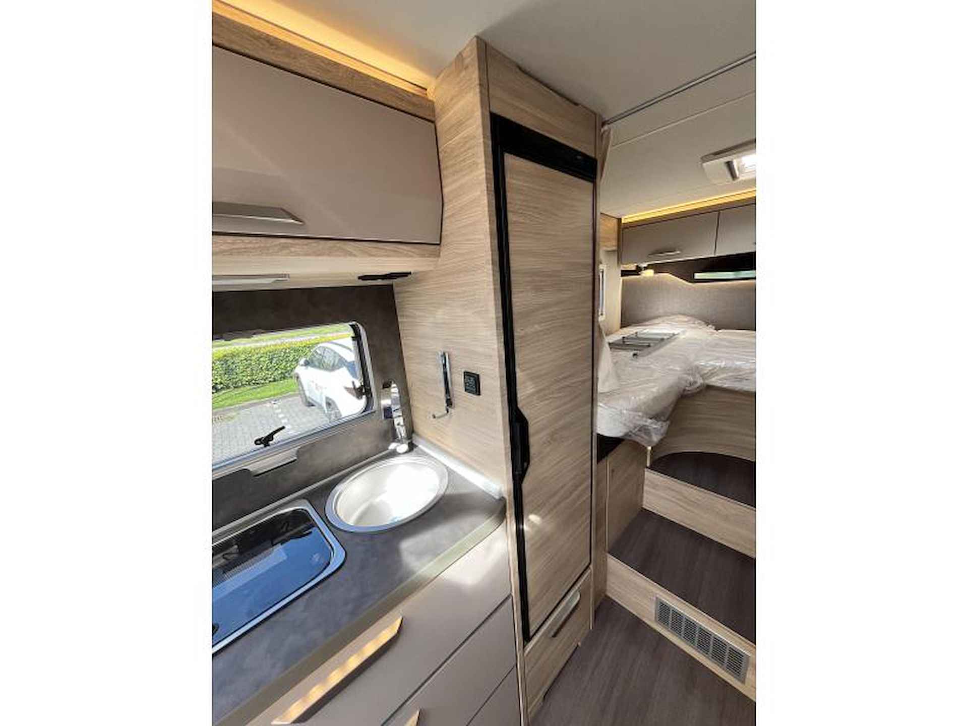 Knaus Van TI Plus 650 MEG PLATINUM SEL./SUMMERSALE - 15/20