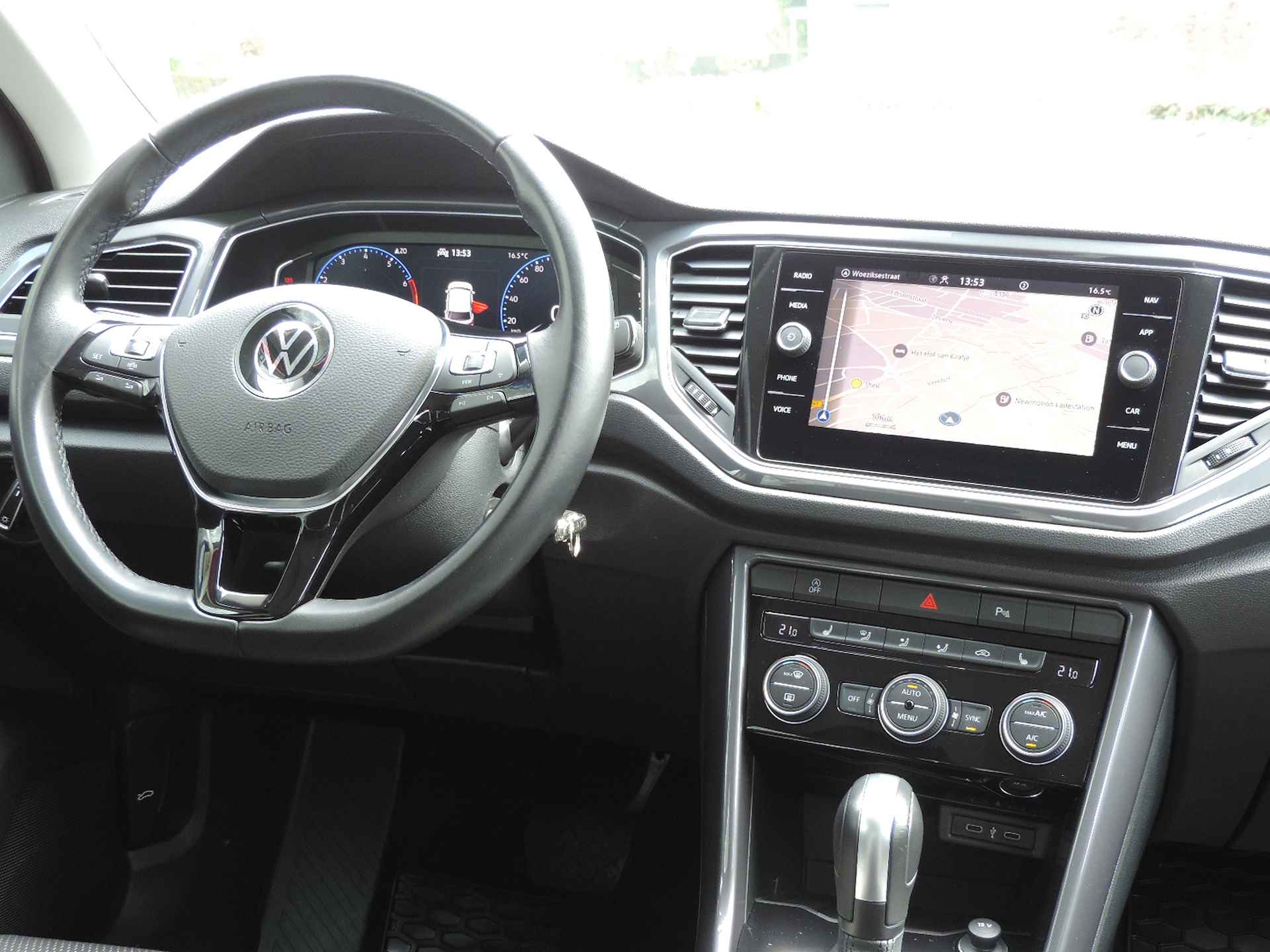 Volkswagen T-Roc 1.5 TSI 150PK Sport DSG -  Camera | CarPlay | Dodehoek | Virtual | LED | ACC - 23/44