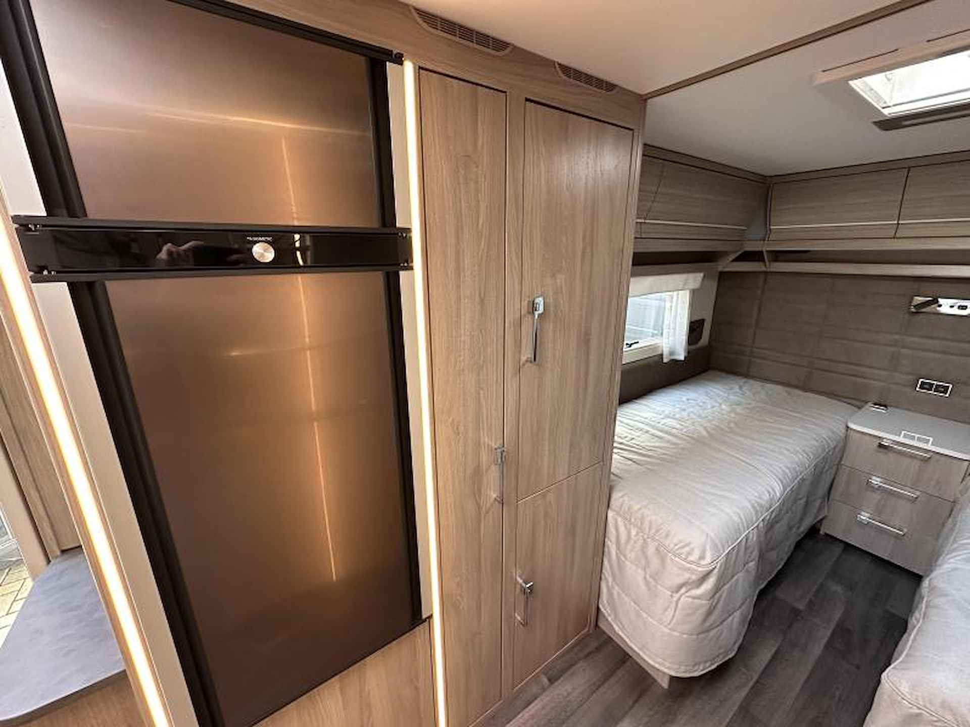 Kabe Royal 560 GLE KingSize - Zeer compleet - 10/14