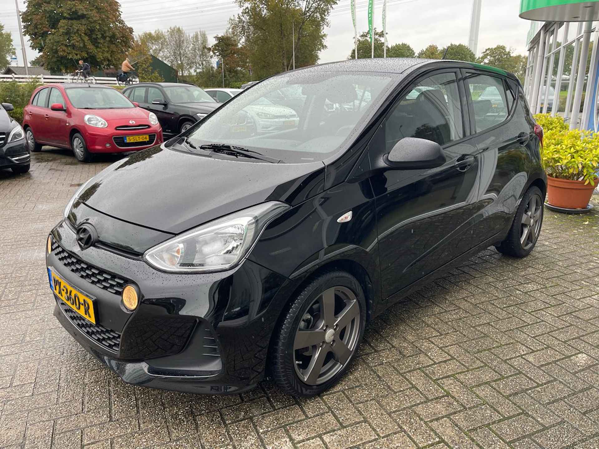 Hyundai i10 1.0i i-Motion, Airco, Audio, Lm velg, All season - 2/23