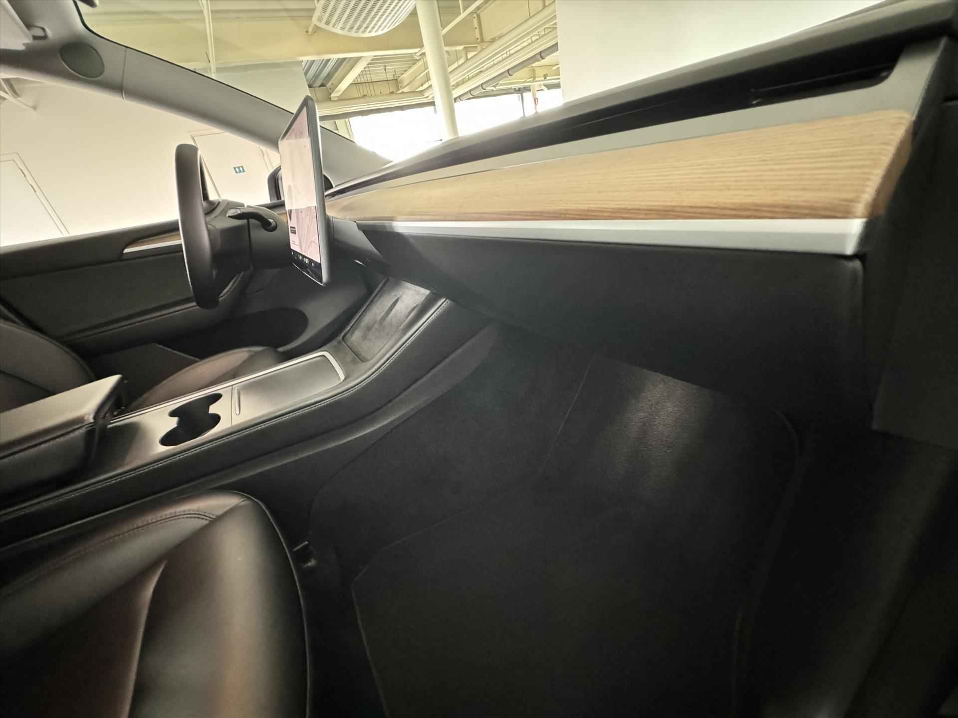 TESLA Model Y Long Range 345pk AWD - 15/23