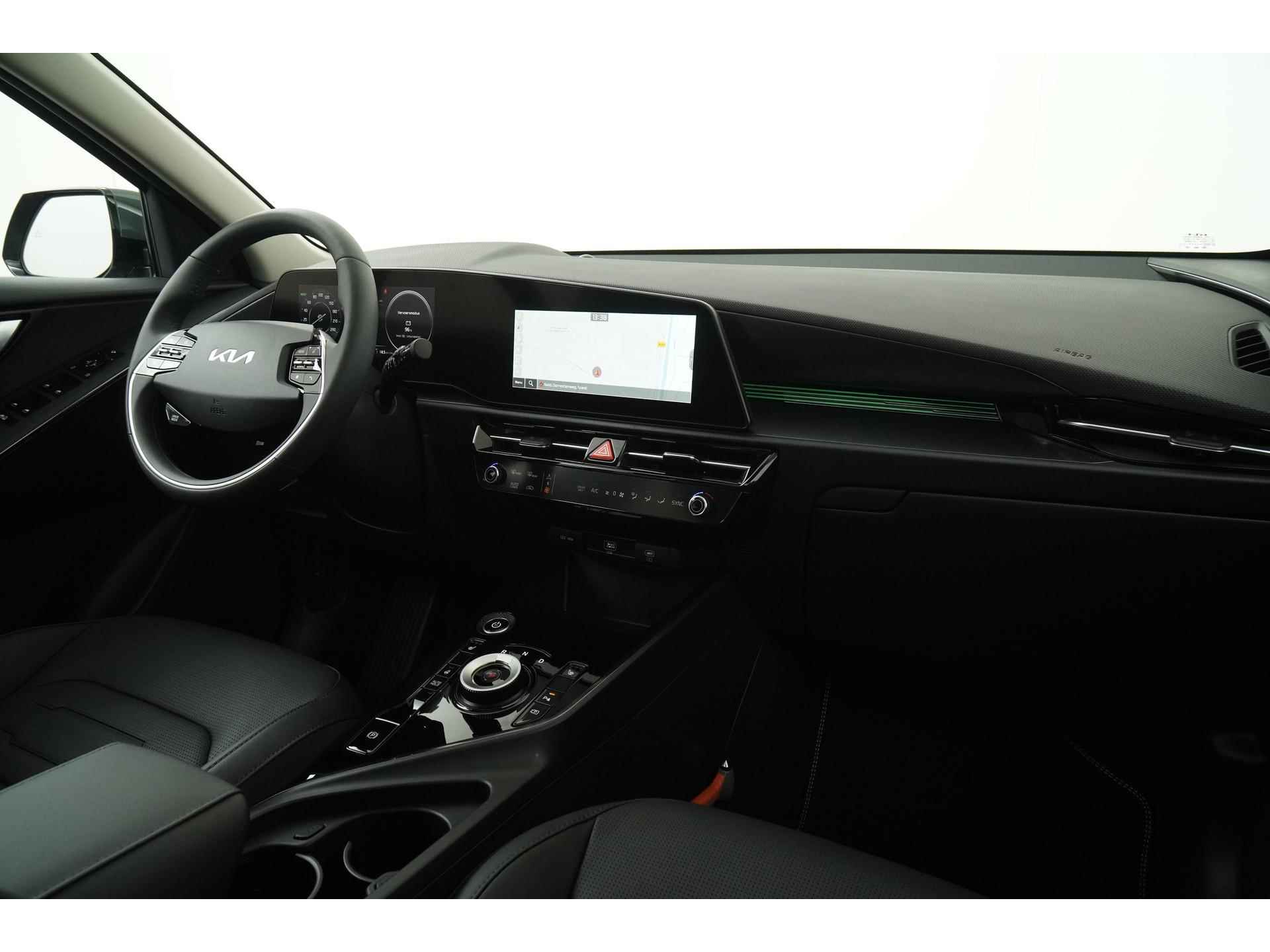 Kia e-Niro DynamicPlusLine 65kWh | Schuifdak | Head-up display | Cruise control adaptief | Zondag Open! - 2/53