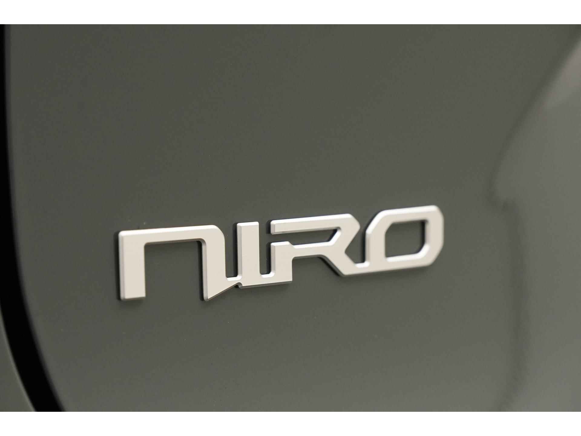 Kia e-Niro DynamicPlusLine 65kWh | Schuifdak | Head-up display | Cruise control adaptief | Zondag Open! - 26/53