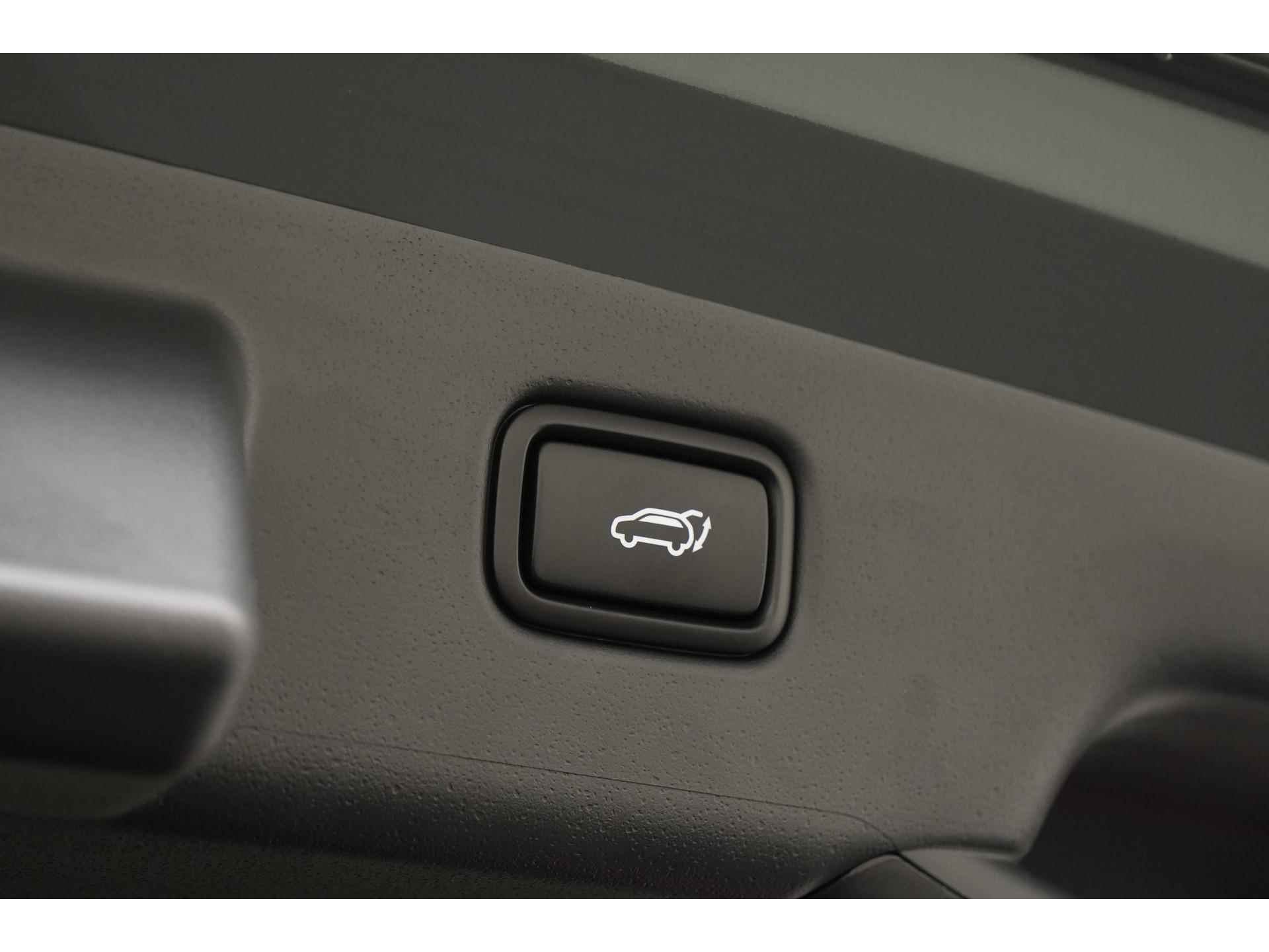 Kia e-Niro DynamicPlusLine 65kWh | Schuifdak | Head-up display | Cruise control adaptief | Zondag Open! - 27/53