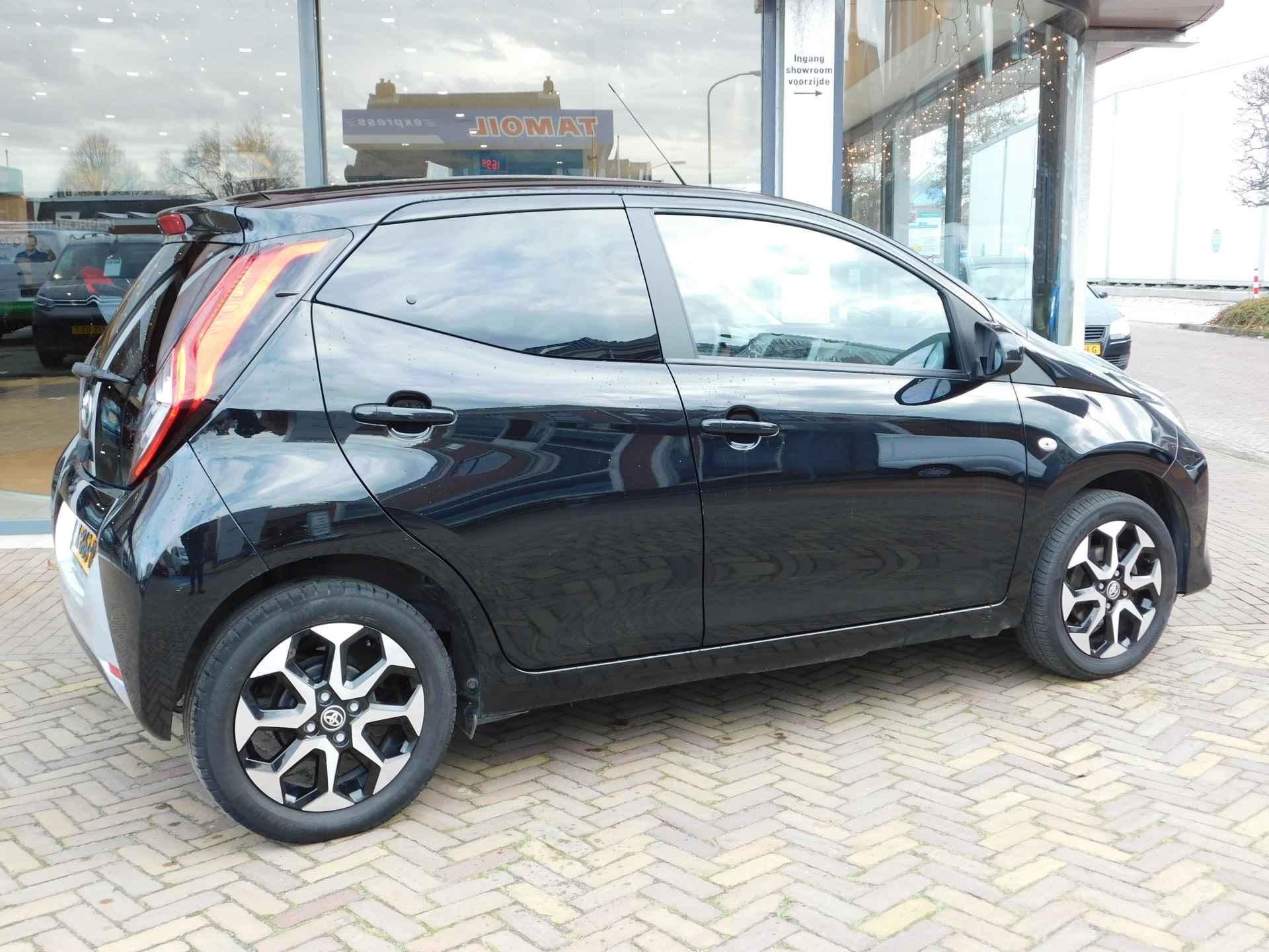 Toyota Aygo 1.0 VVT-i x-joy | Apple Carplay / Android Auto | Achteruitrijcamera | - 34/44