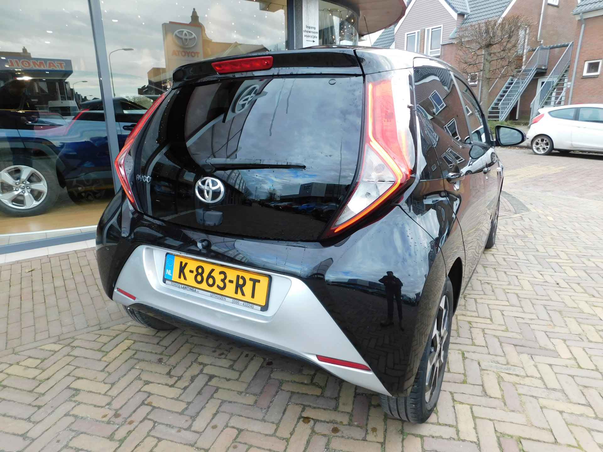 Toyota Aygo 1.0 VVT-i x-joy | Apple Carplay / Android Auto | Achteruitrijcamera | - 44/44