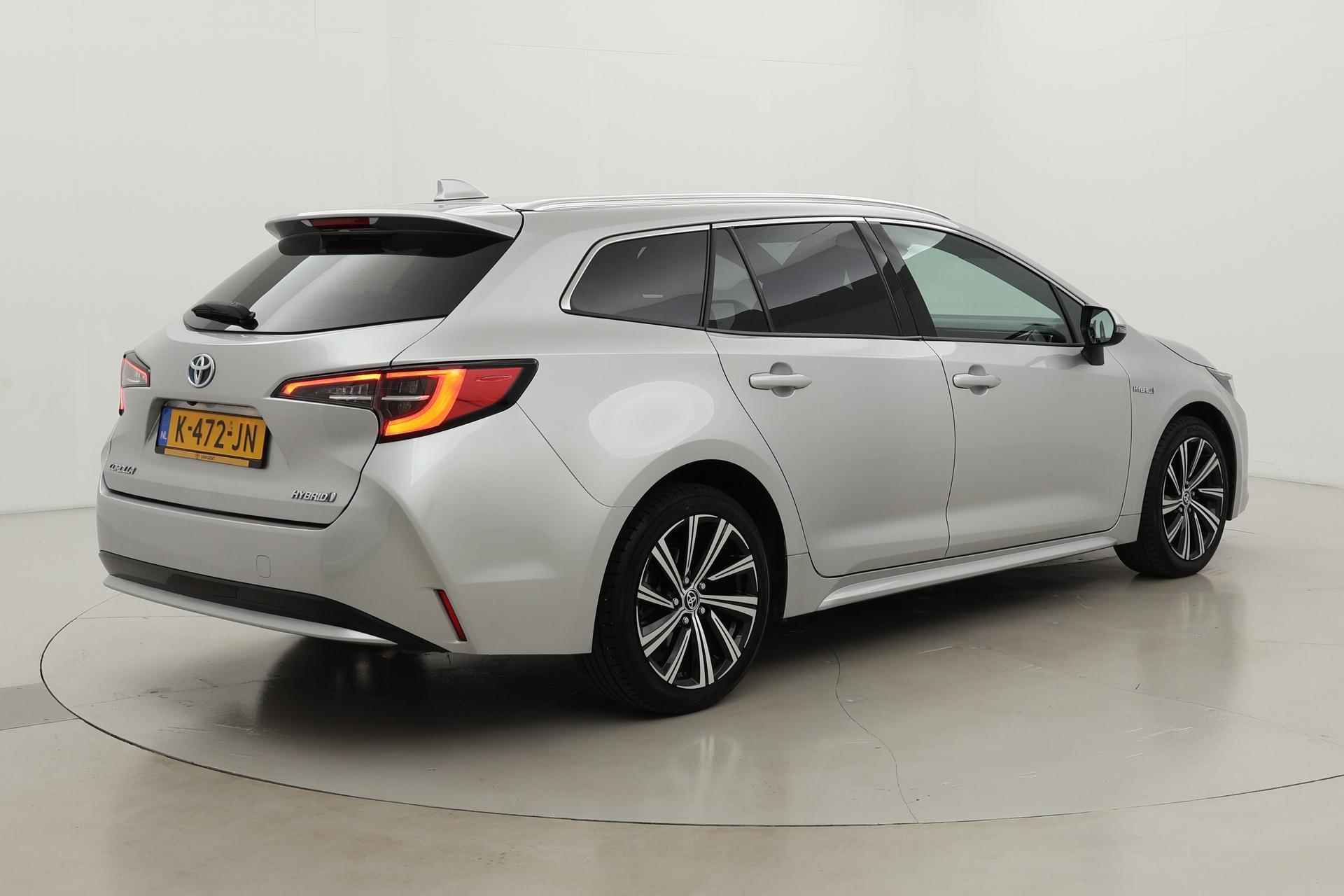 Toyota Corolla Touring Sports 1.8 Hybrid Dynamic | Navigatie | Keyless | Stoelverwarming | 17 inch | Apple Carplay / Android Auto | Adaptive Cruise Control - 4/37