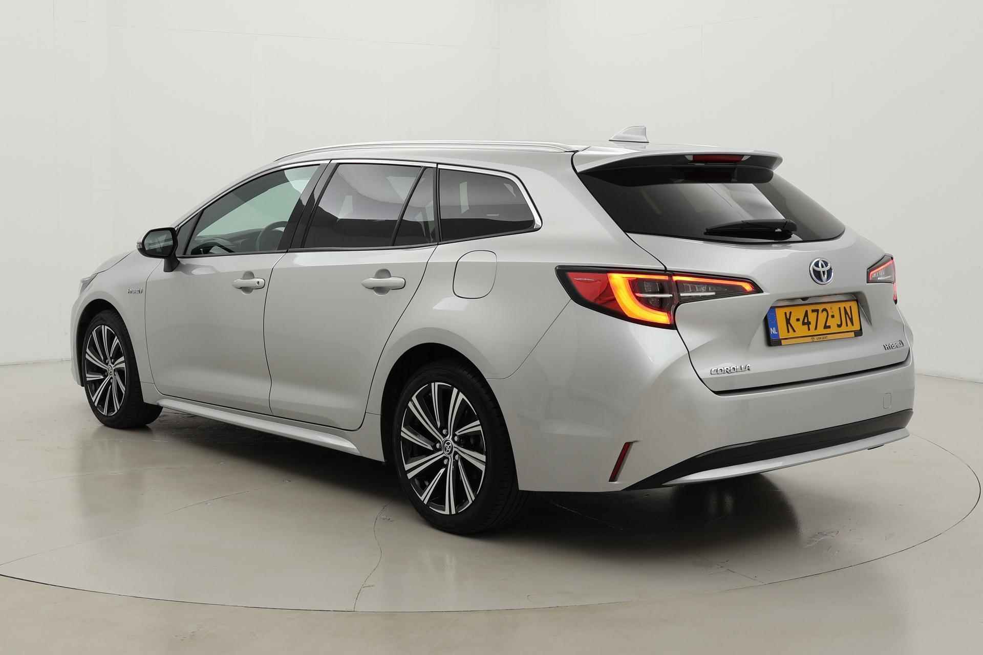 Toyota Corolla Touring Sports 1.8 Hybrid Dynamic | Navigatie | Keyless | Stoelverwarming | 17 inch | Apple Carplay / Android Auto | Adaptive Cruise Control - 31/37