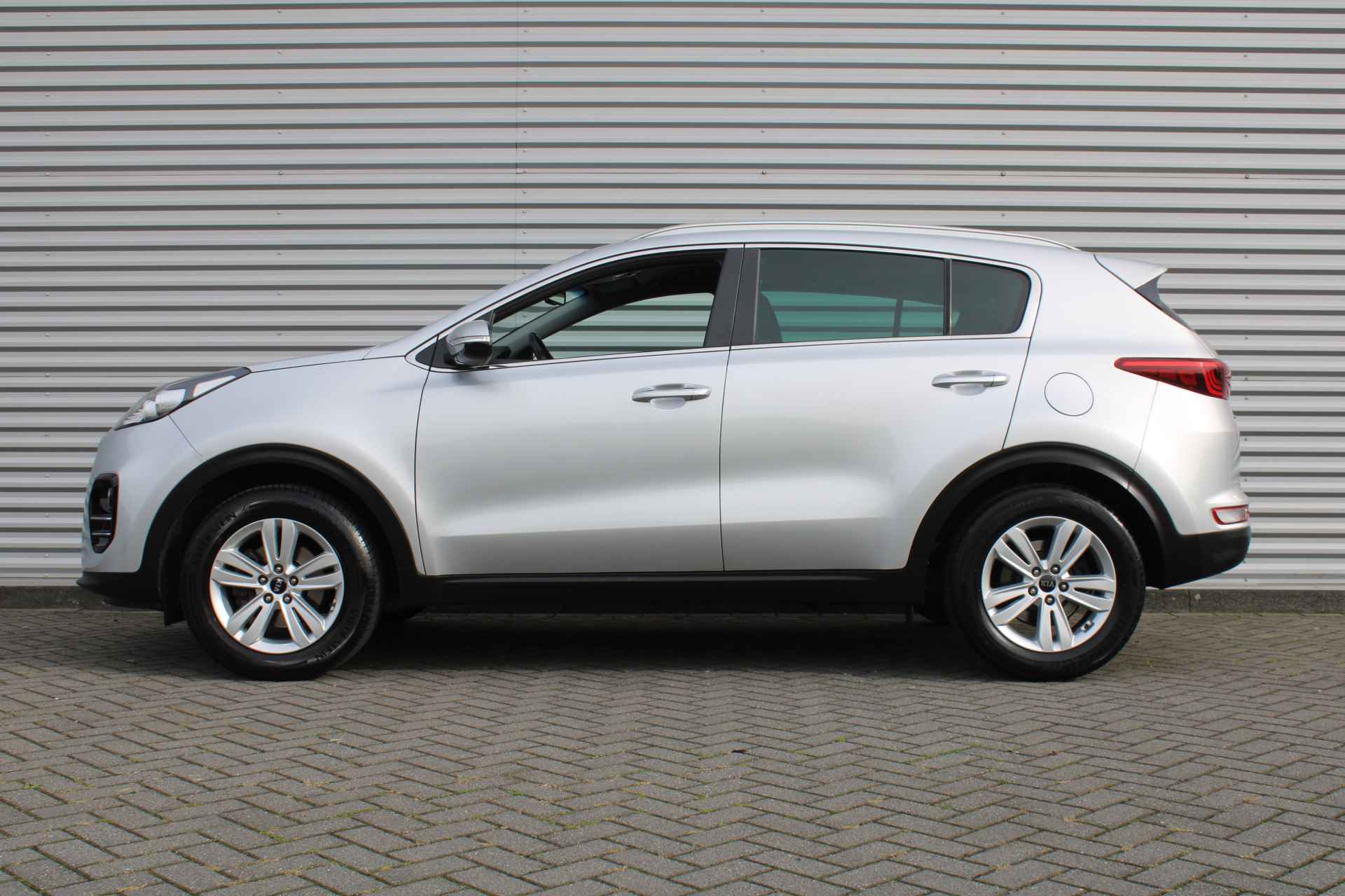 Kia Sportage 1.6 GDI DynamicLine | 17" LM | Airco | Cruise | Navi | Camera | - 8/30