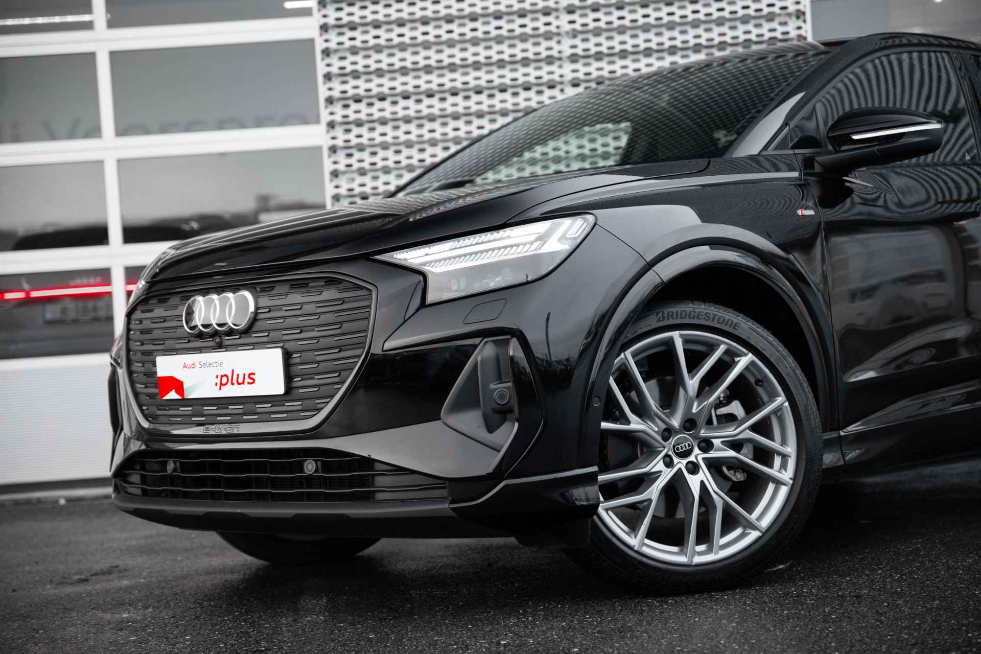 Audi Q4 Sportback e-tron 50 300pk quattro Launch edition S Competition | Head-Up | Keyless | SONOS | Stoelen Elektrisch | Leder | Dodehoek Detectie | - 20/66