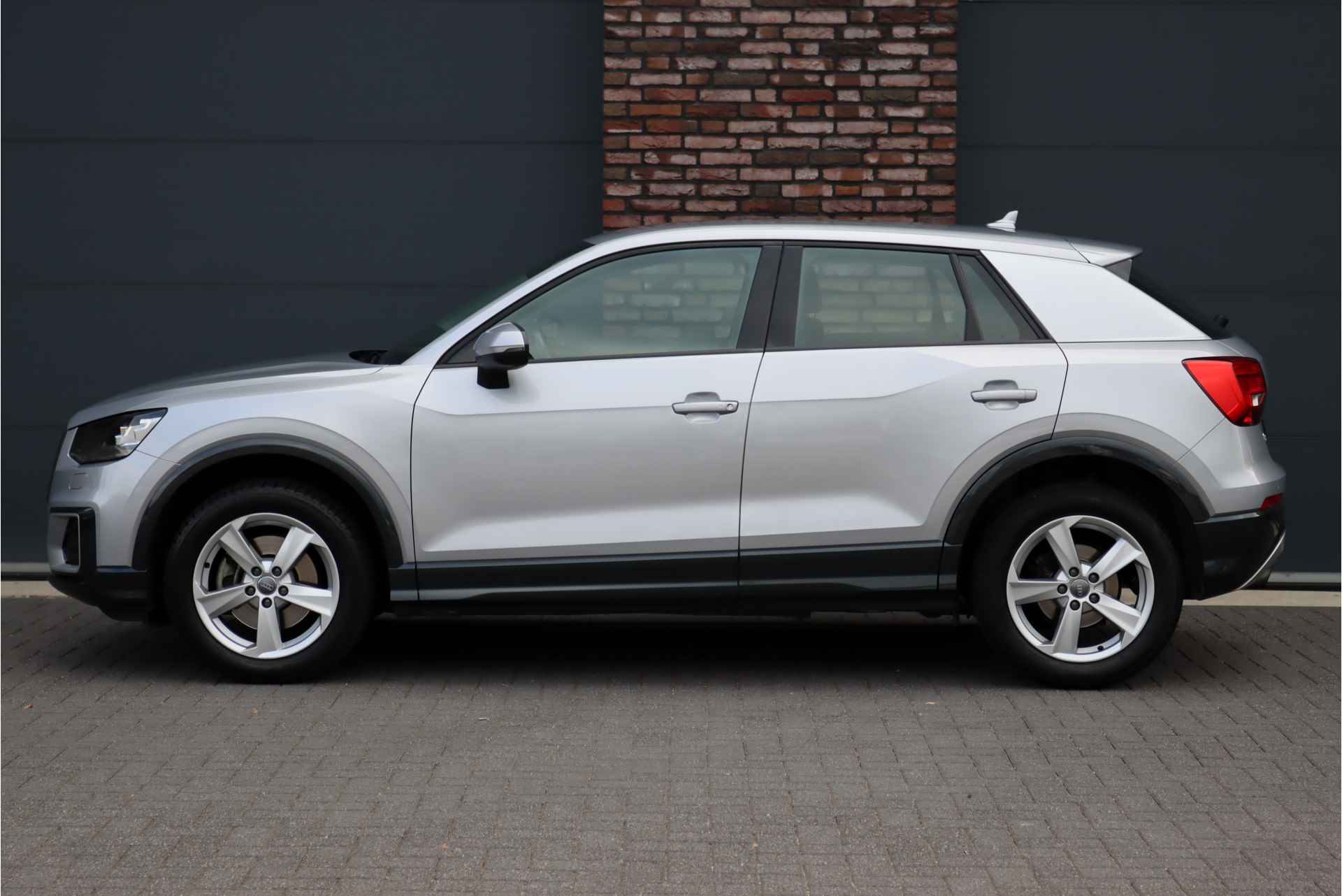 Audi Q2 1.0 TFSI Sport Pro Line Aut7 | MMI Navigatie | Cruise Control | Trekhaak | 2-Zone Climate | Parkeerhulp | - 10/31